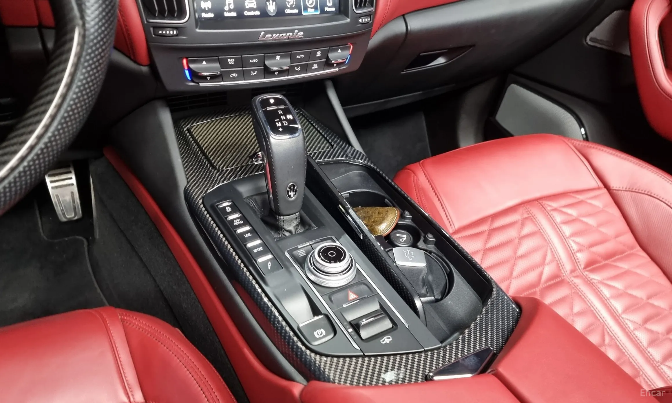 Maserati Levante превью 9