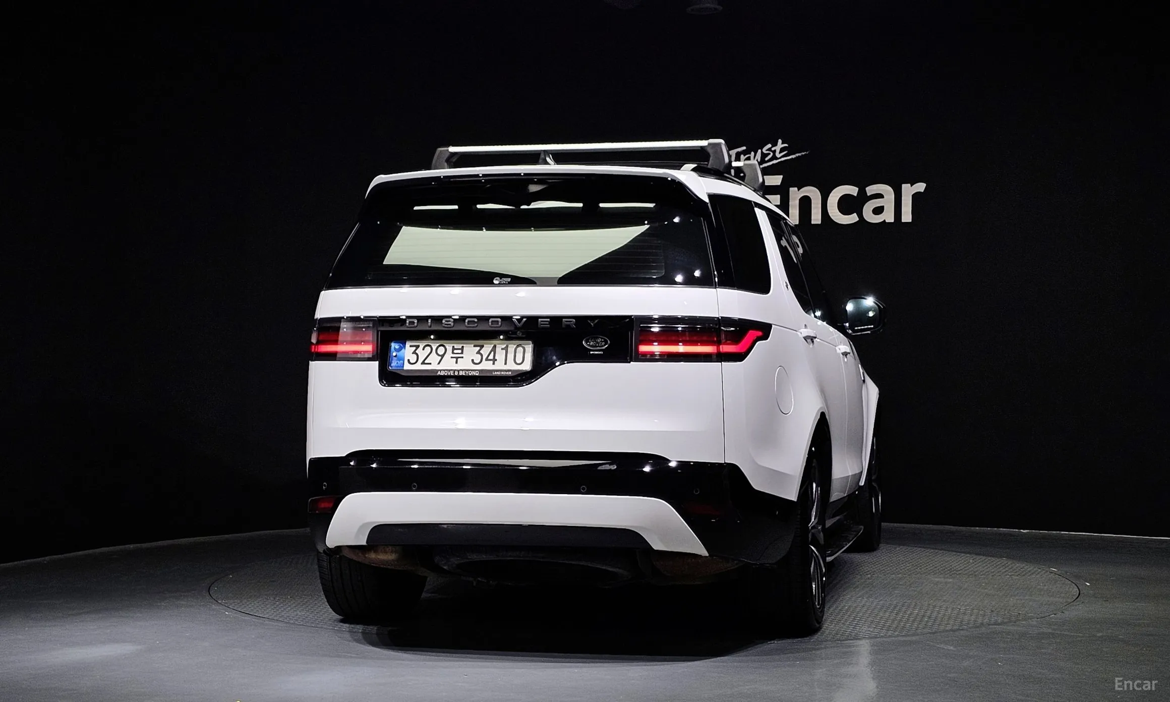 Land Rover Discovery 5 превью 4