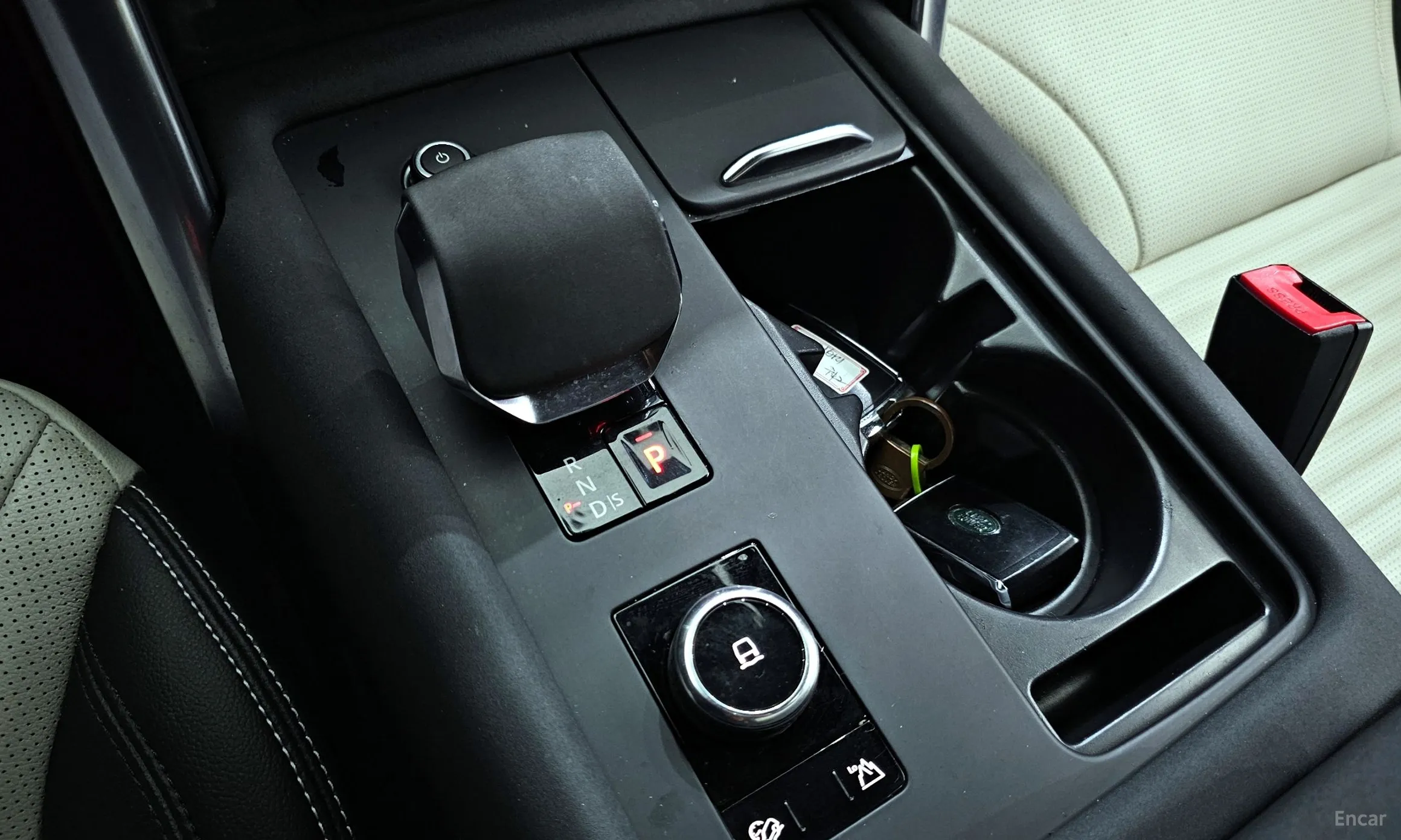 Land Rover Discovery 5 превью 9