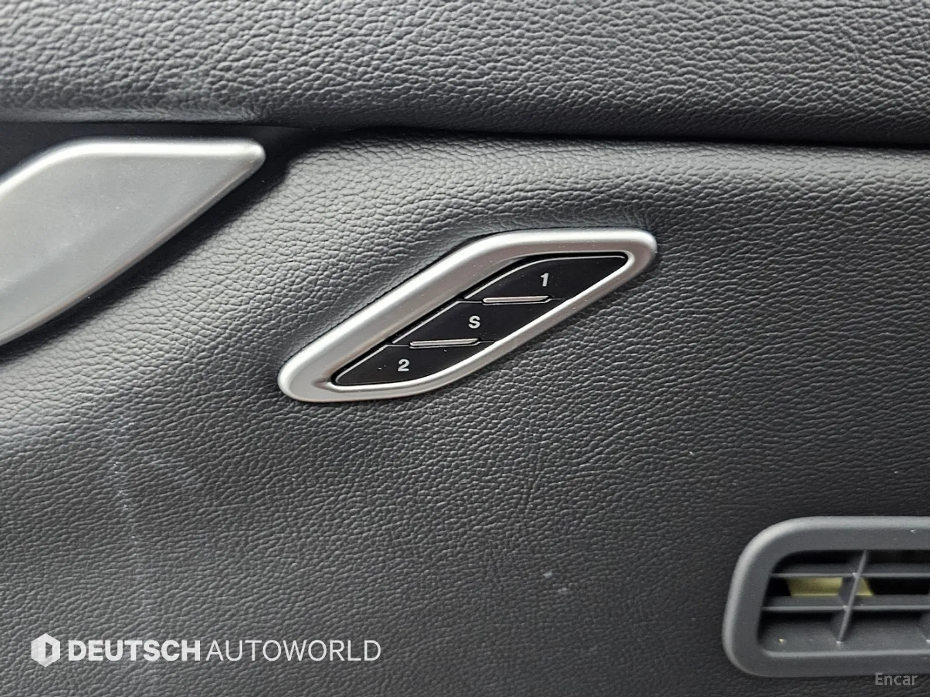 Maserati Ghibli превью 16
