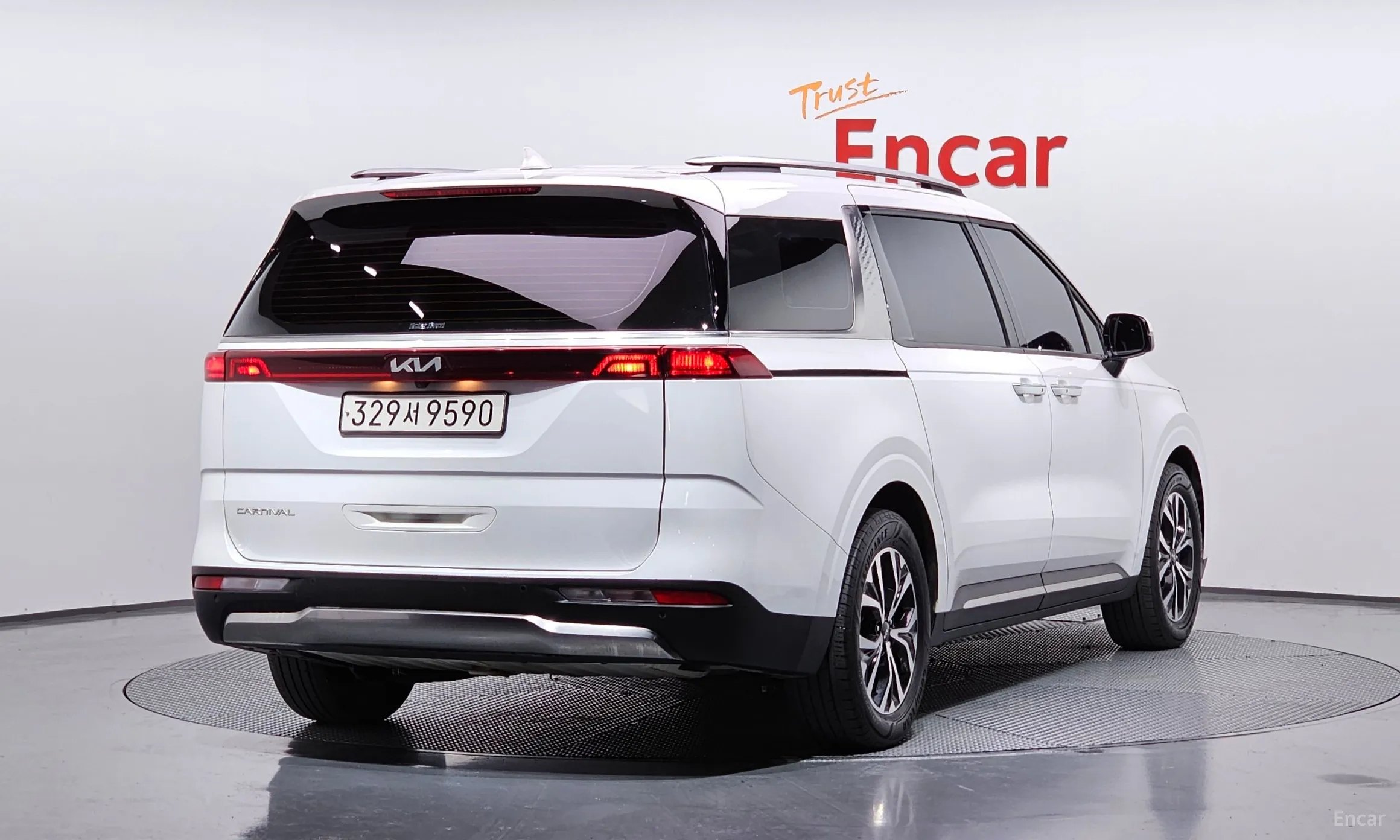 Kia Carnival Gen 4