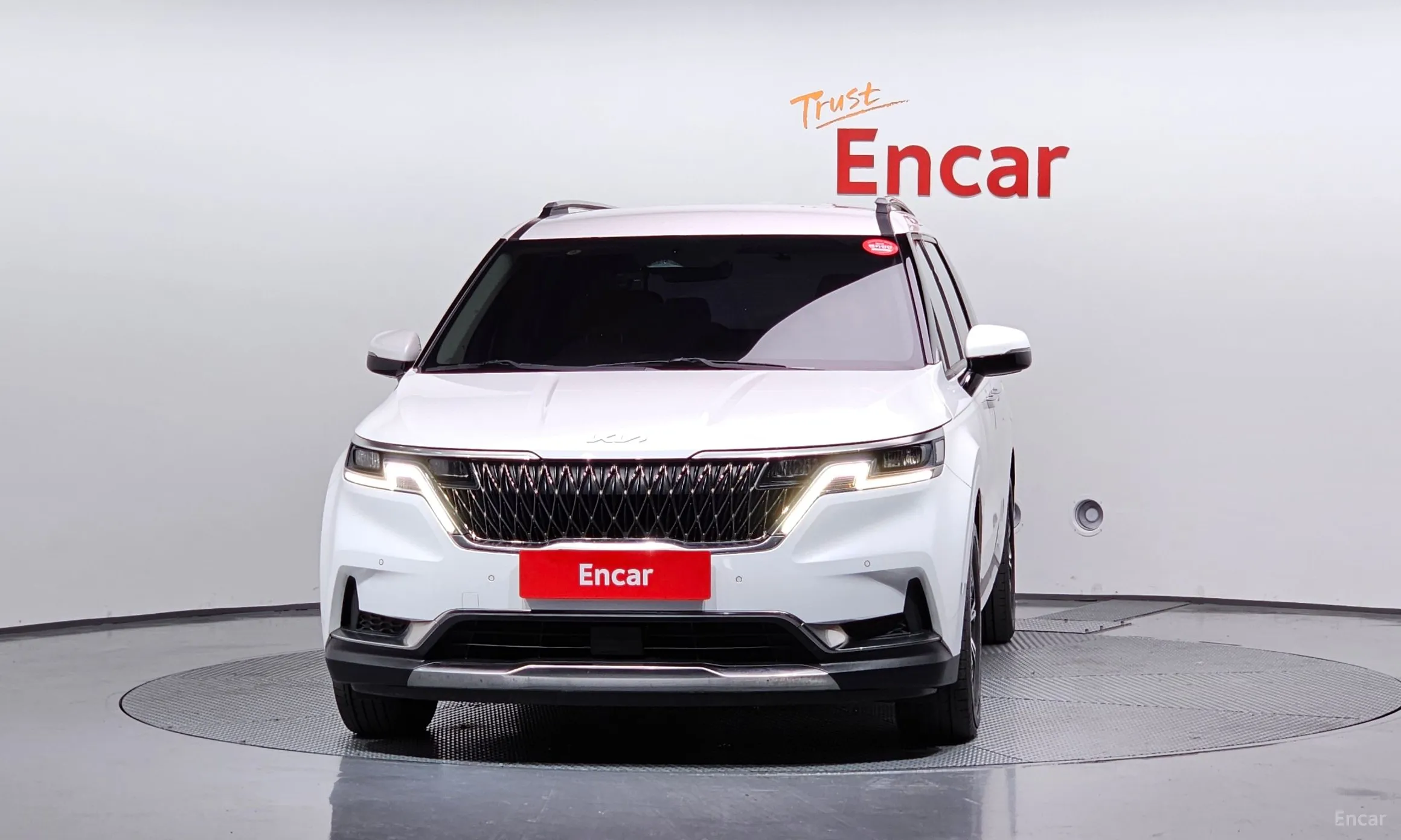 Kia Carnival Gen 4 превью 3