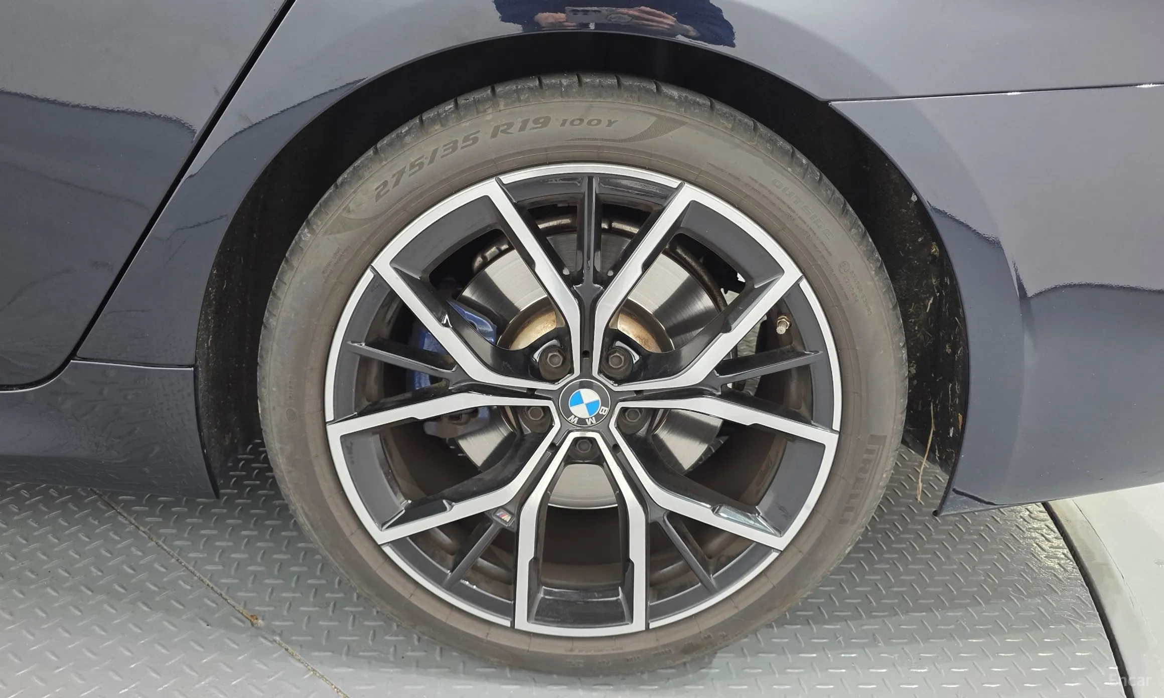 BMW 5 Series (G30) превью 5
