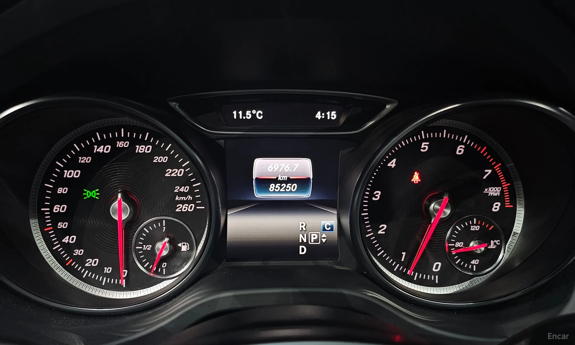 Mercedes Benz CLA-Class C117 превью 8