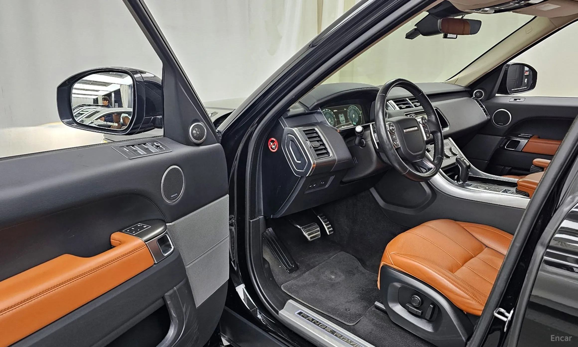 Land Rover Range Rover Sport 2nd Generation превью 10