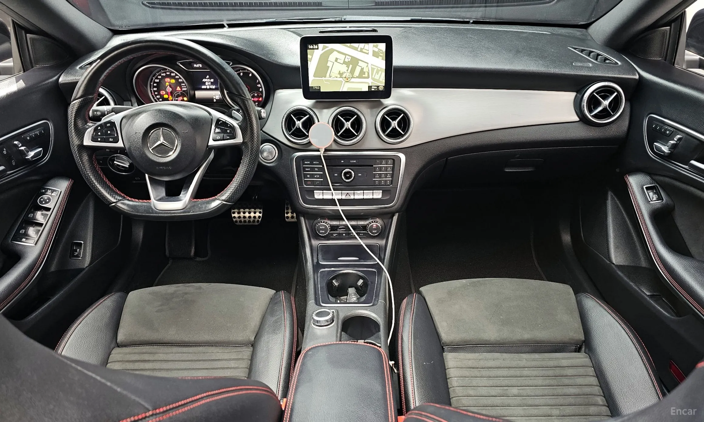 Mercedes Benz CLA-Class C117 превью 7