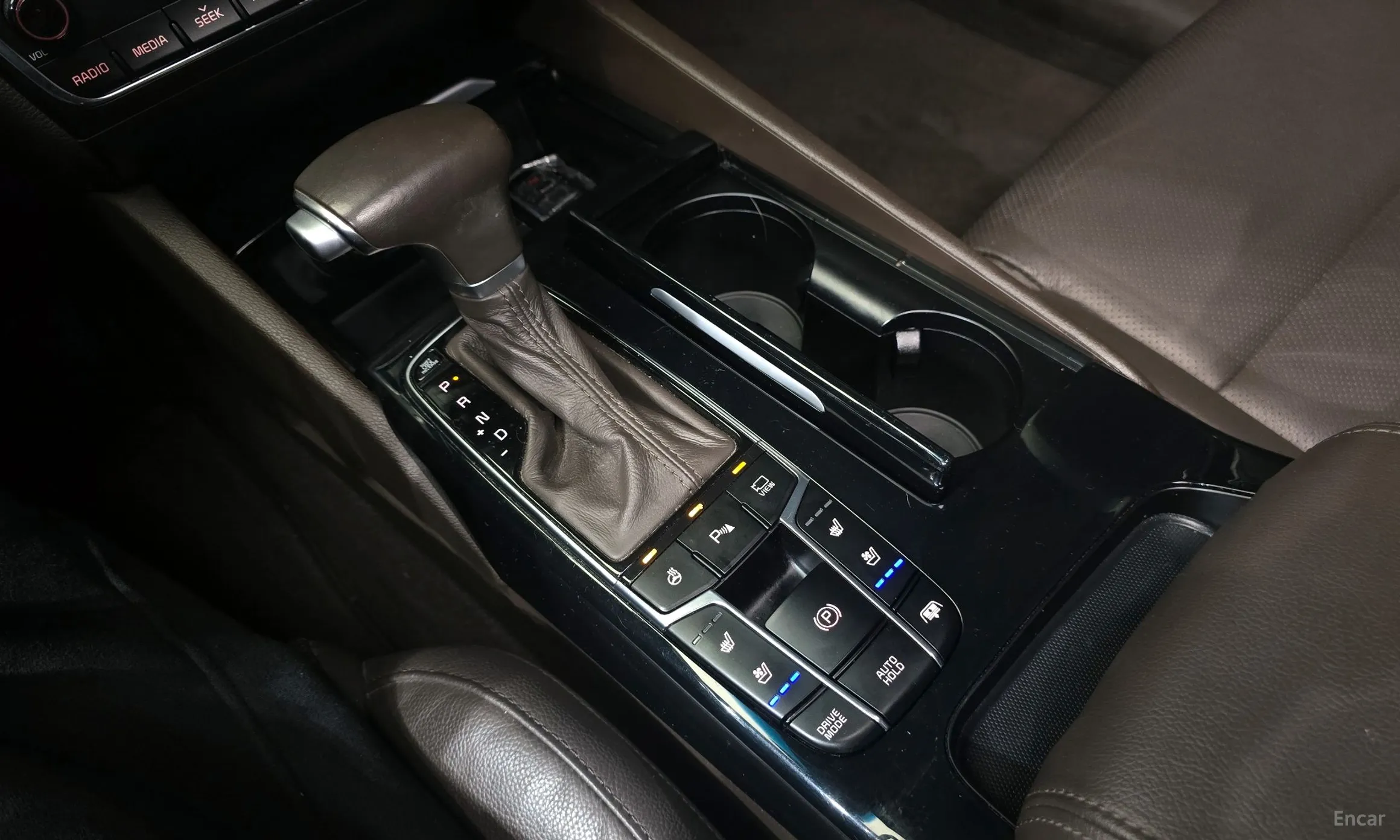 Kia K7 превью 9