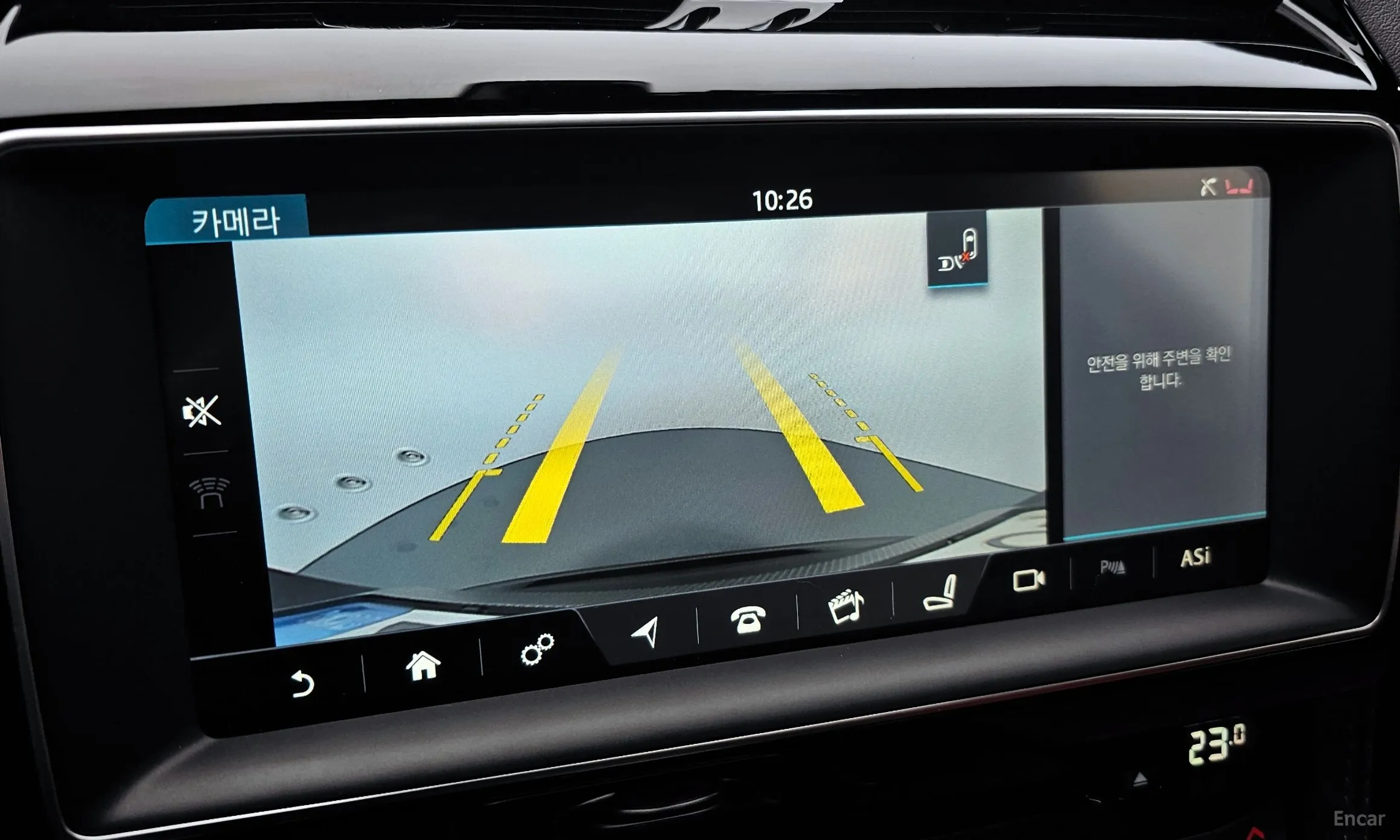 Jaguar F-PACE превью 15