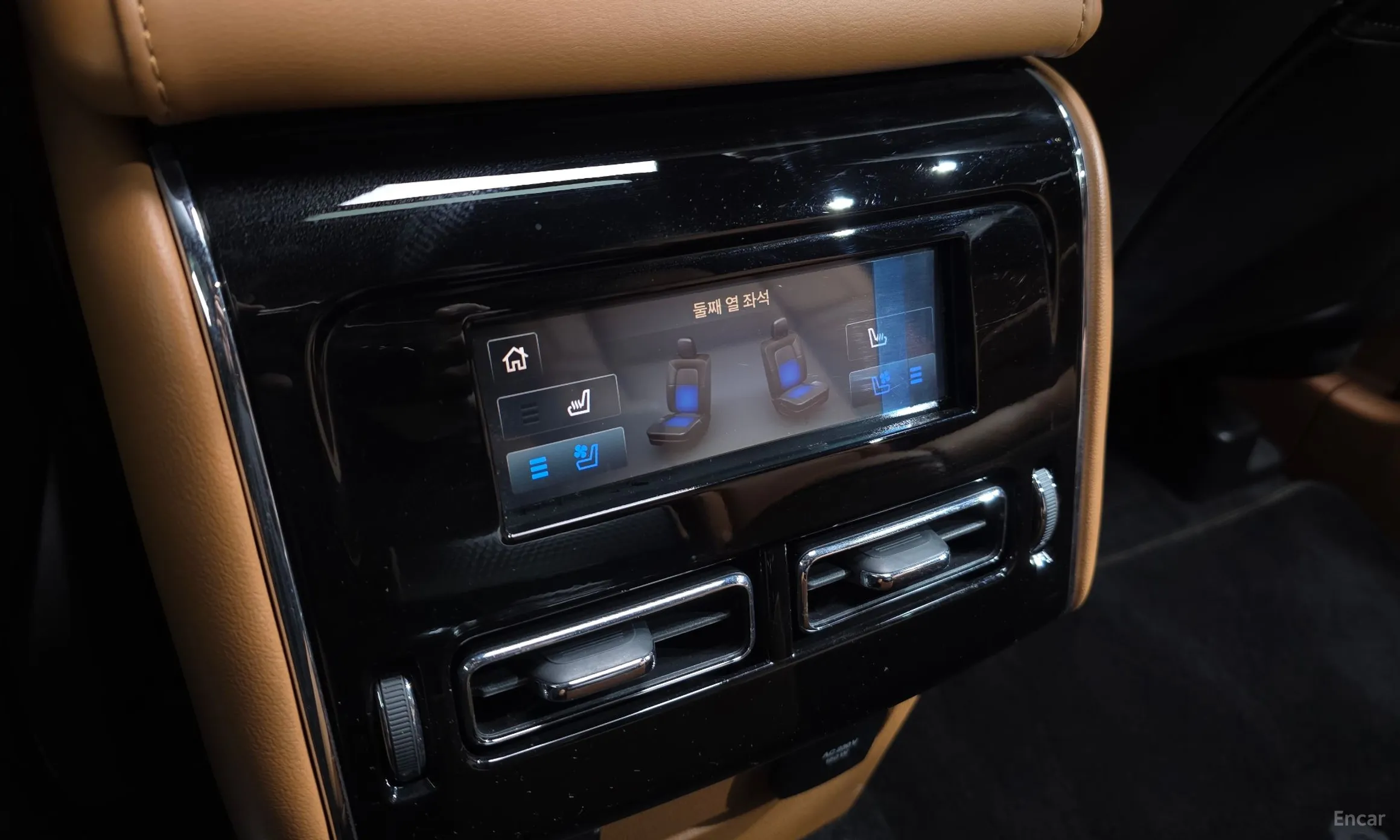 Lincoln Aviator 2nd Generation превью 19