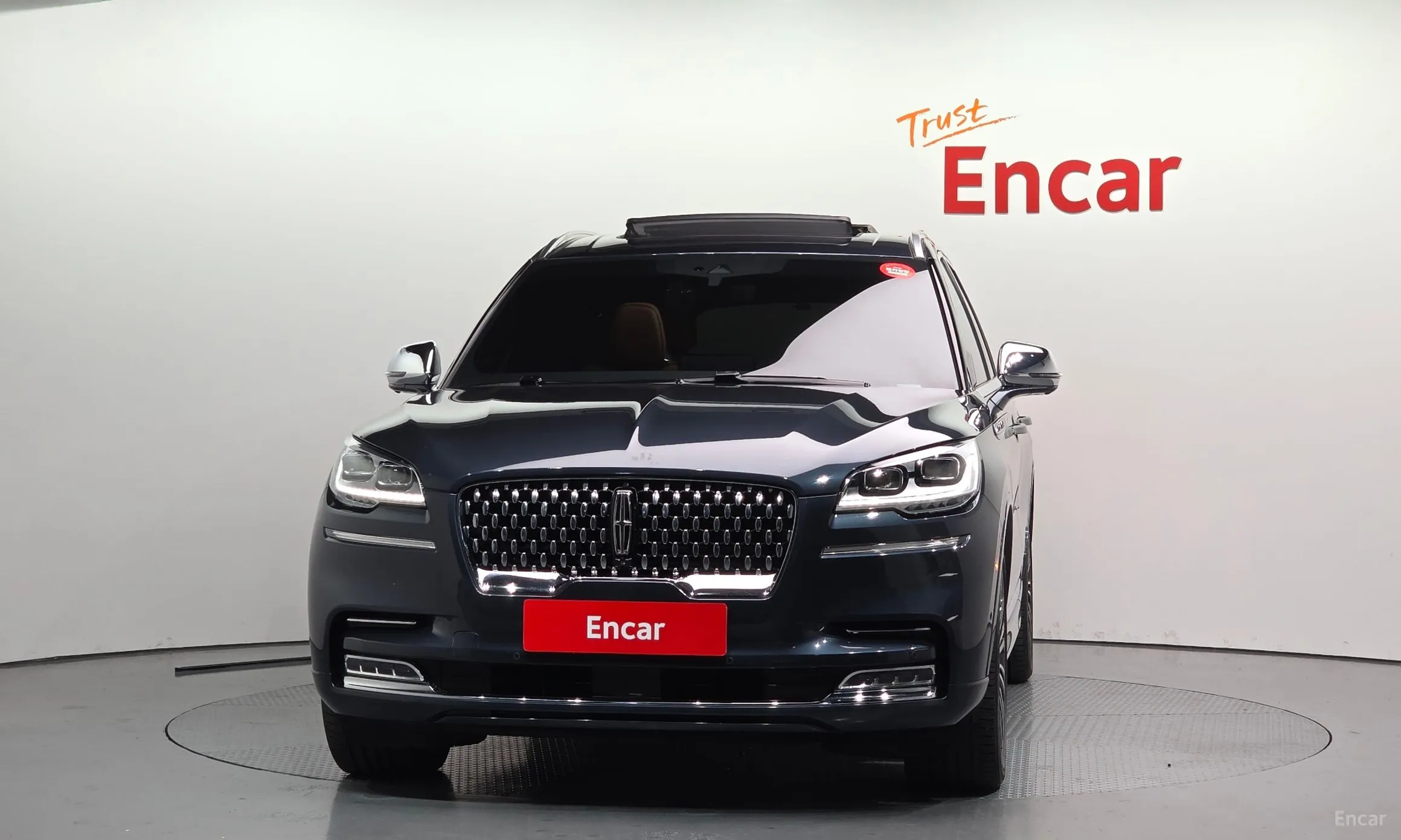 Lincoln Aviator 2nd Generation превью 3