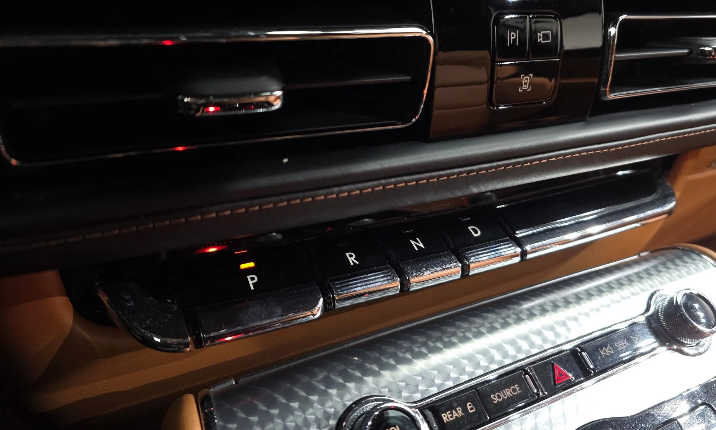 Lincoln Aviator 2nd Generation превью 9