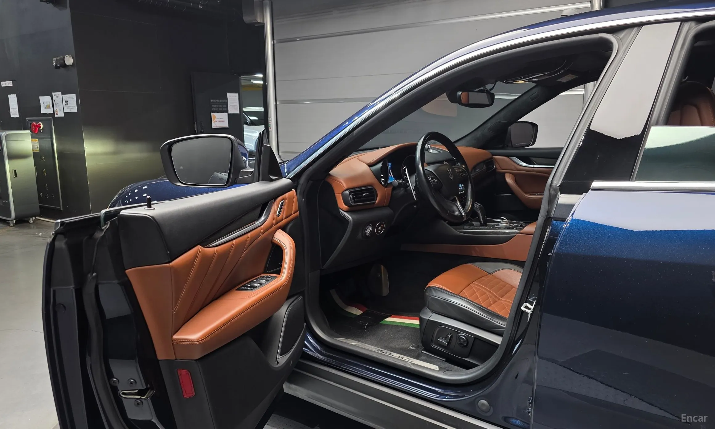 Maserati Levante превью 11