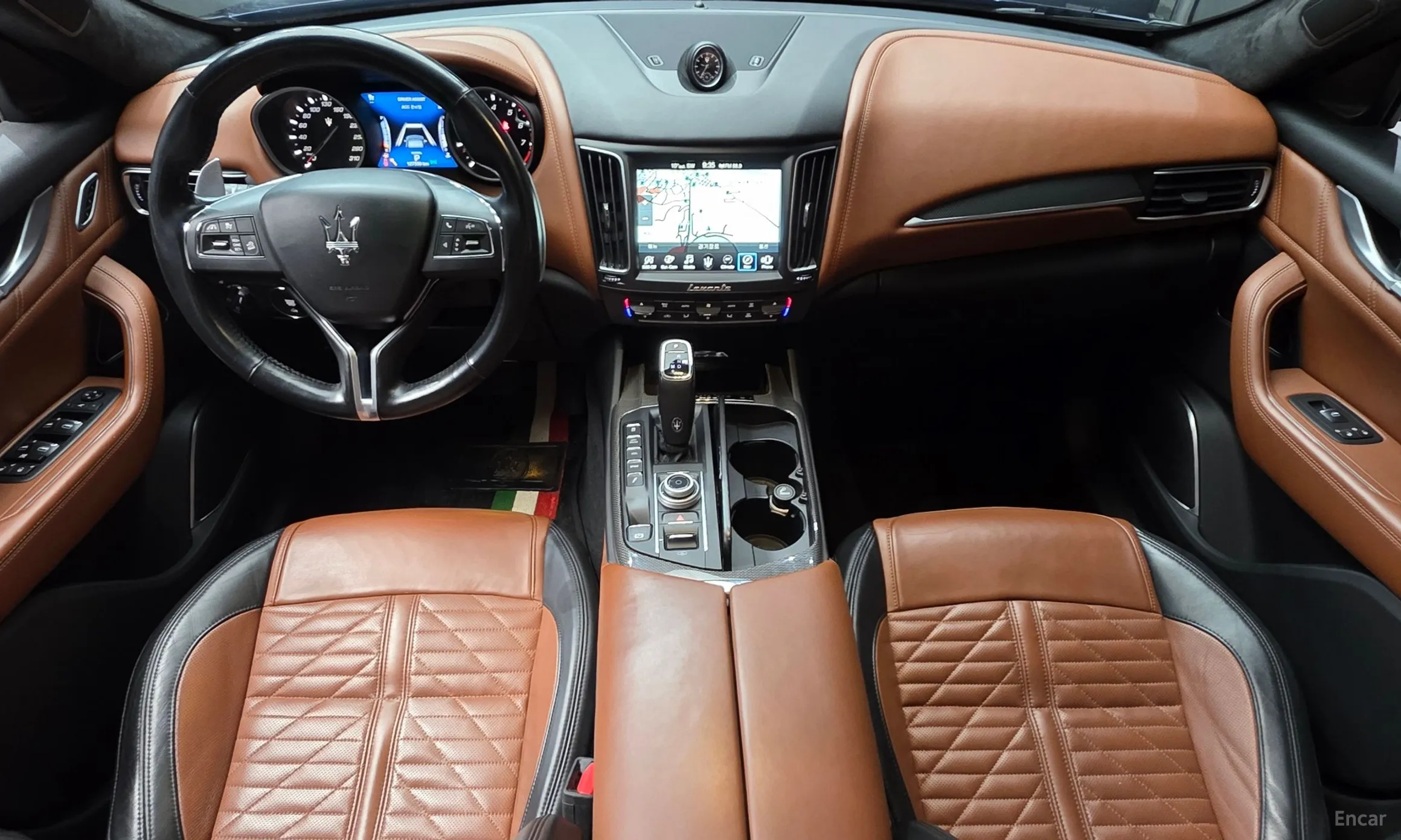 Maserati Levante превью 7