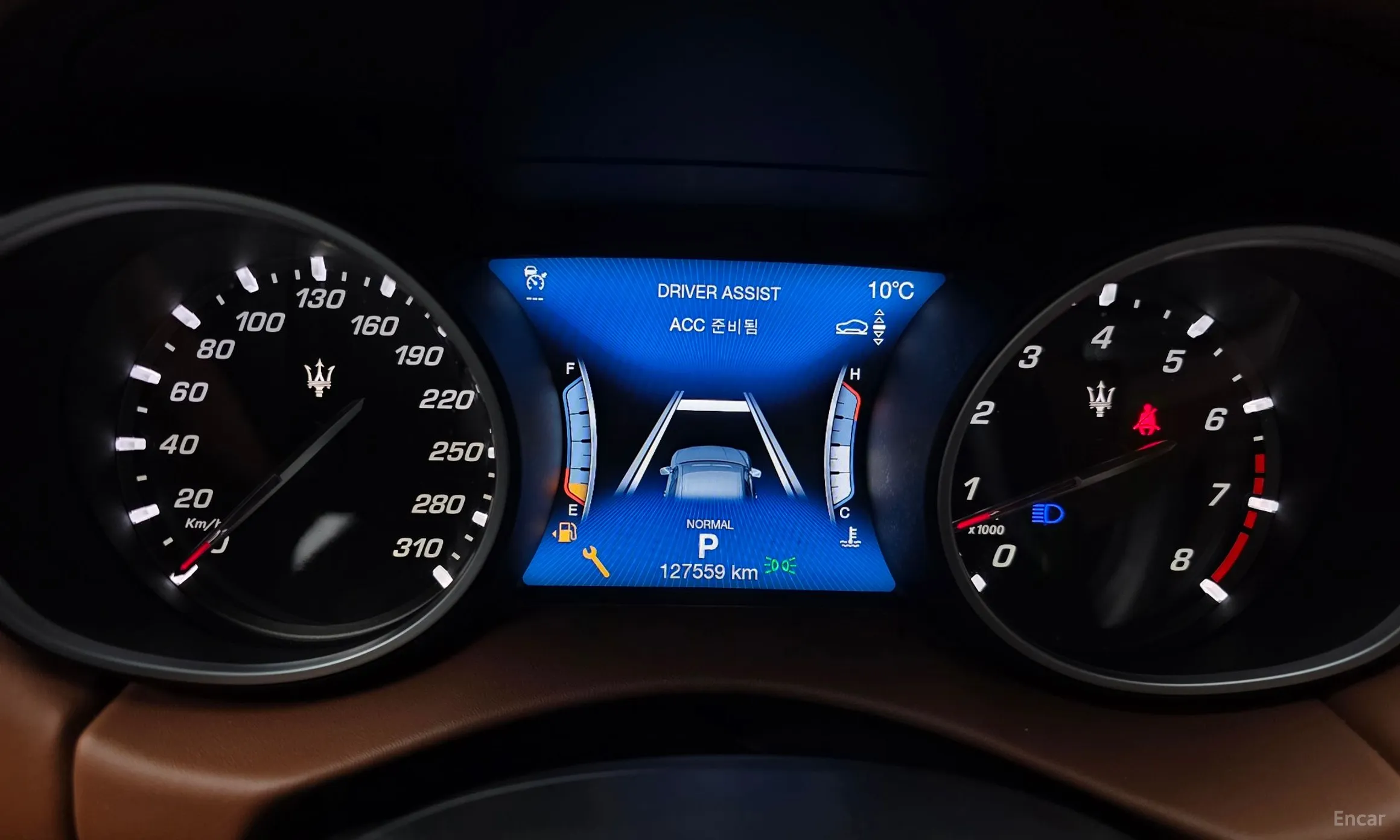 Maserati Levante превью 8