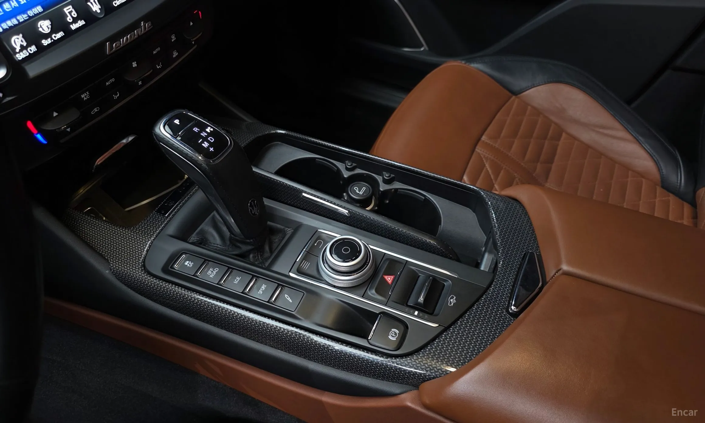 Maserati Levante превью 9