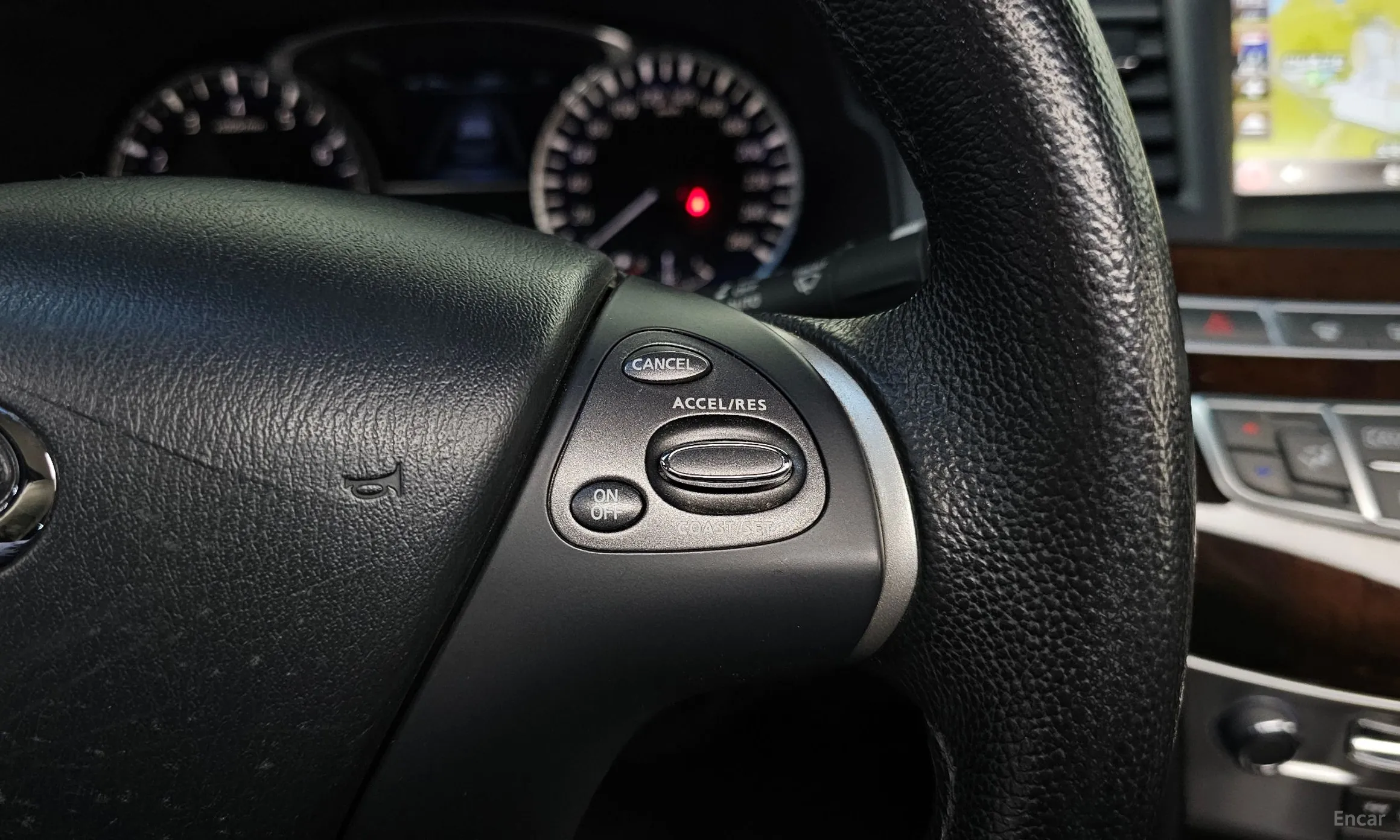 Infiniti JX35 превью 10