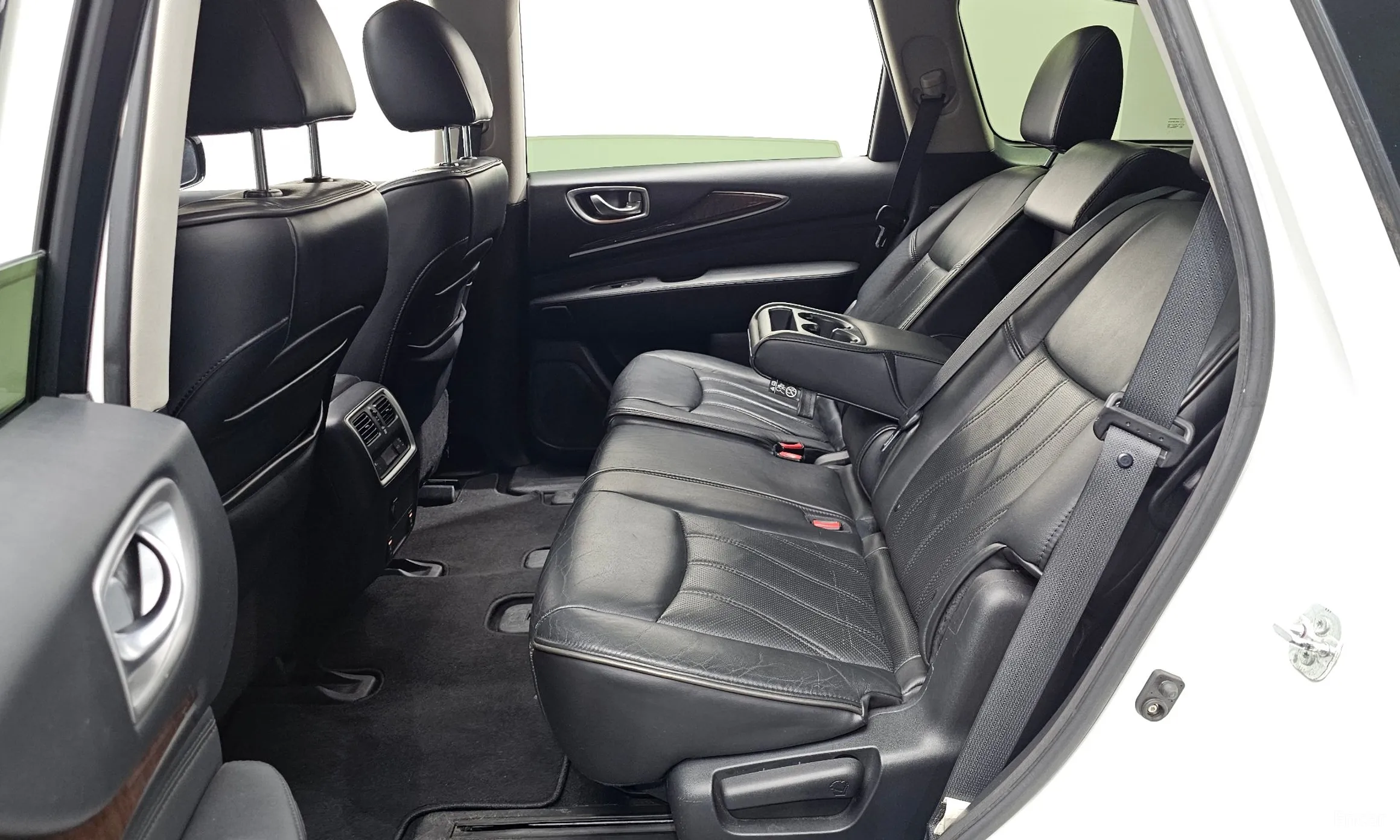 Infiniti JX35 превью 12