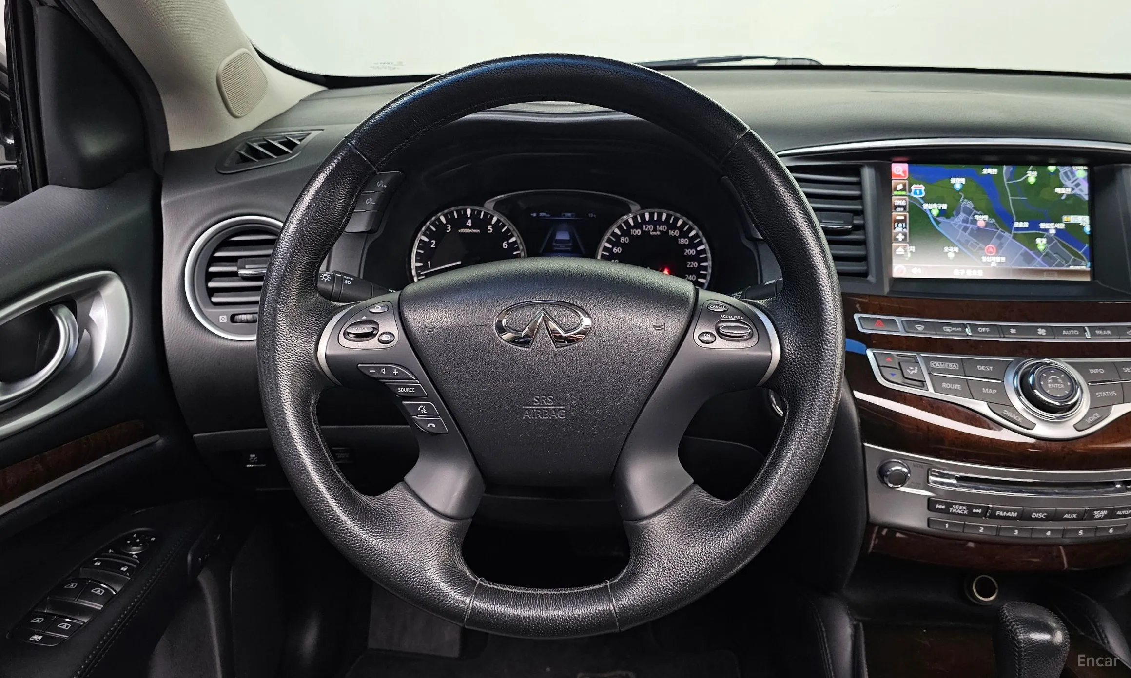 Infiniti JX35 превью 13