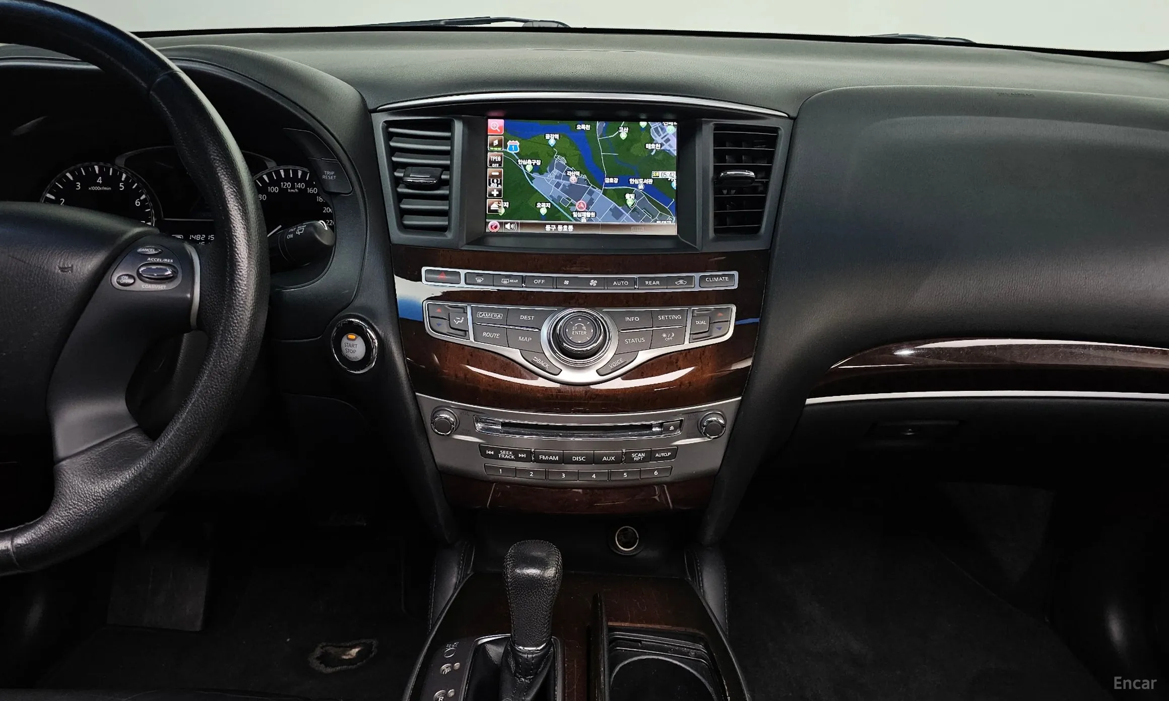 Infiniti JX35 превью 16