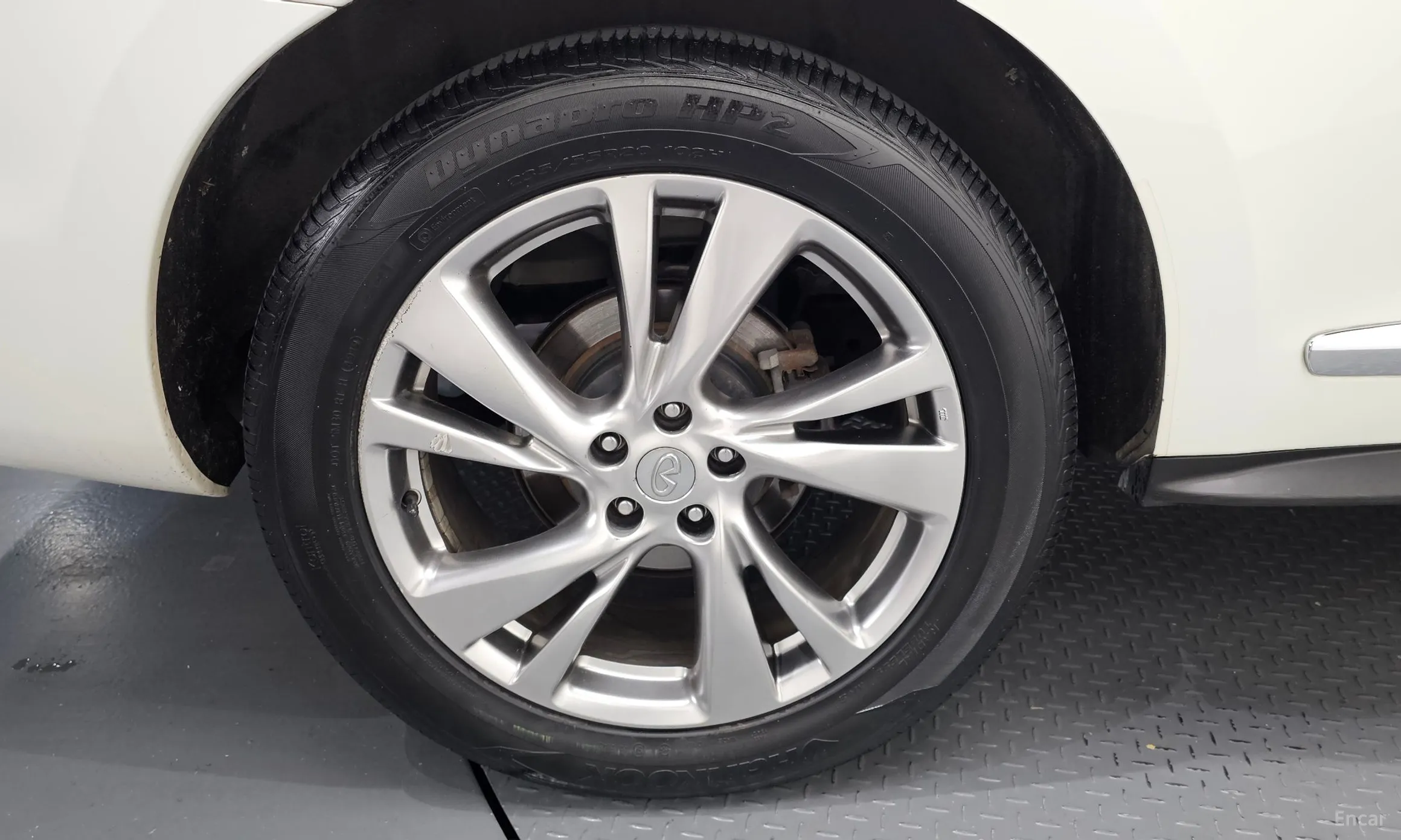 Infiniti JX35 превью 5