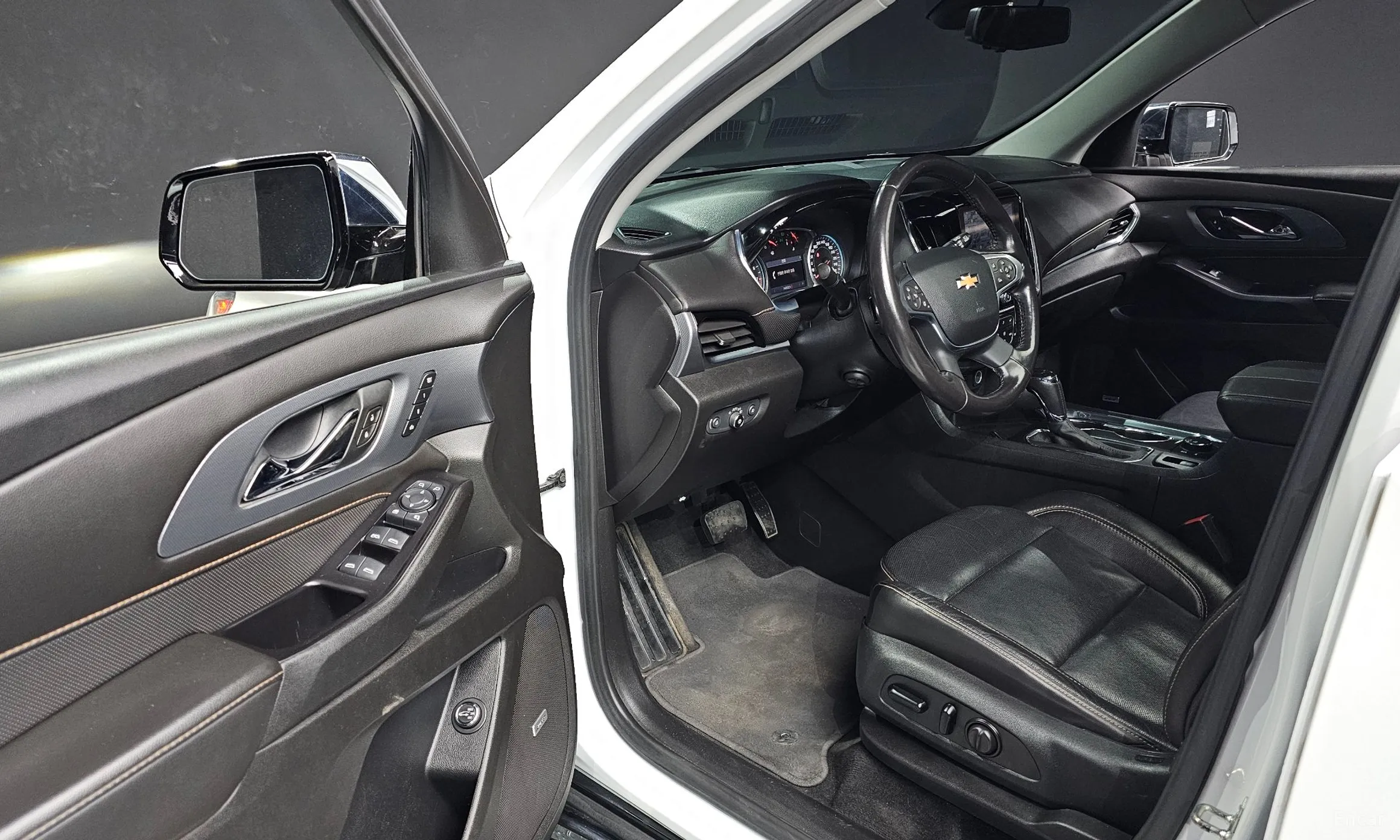 Chevrolet (GM Daewoo) Traverse превью 11