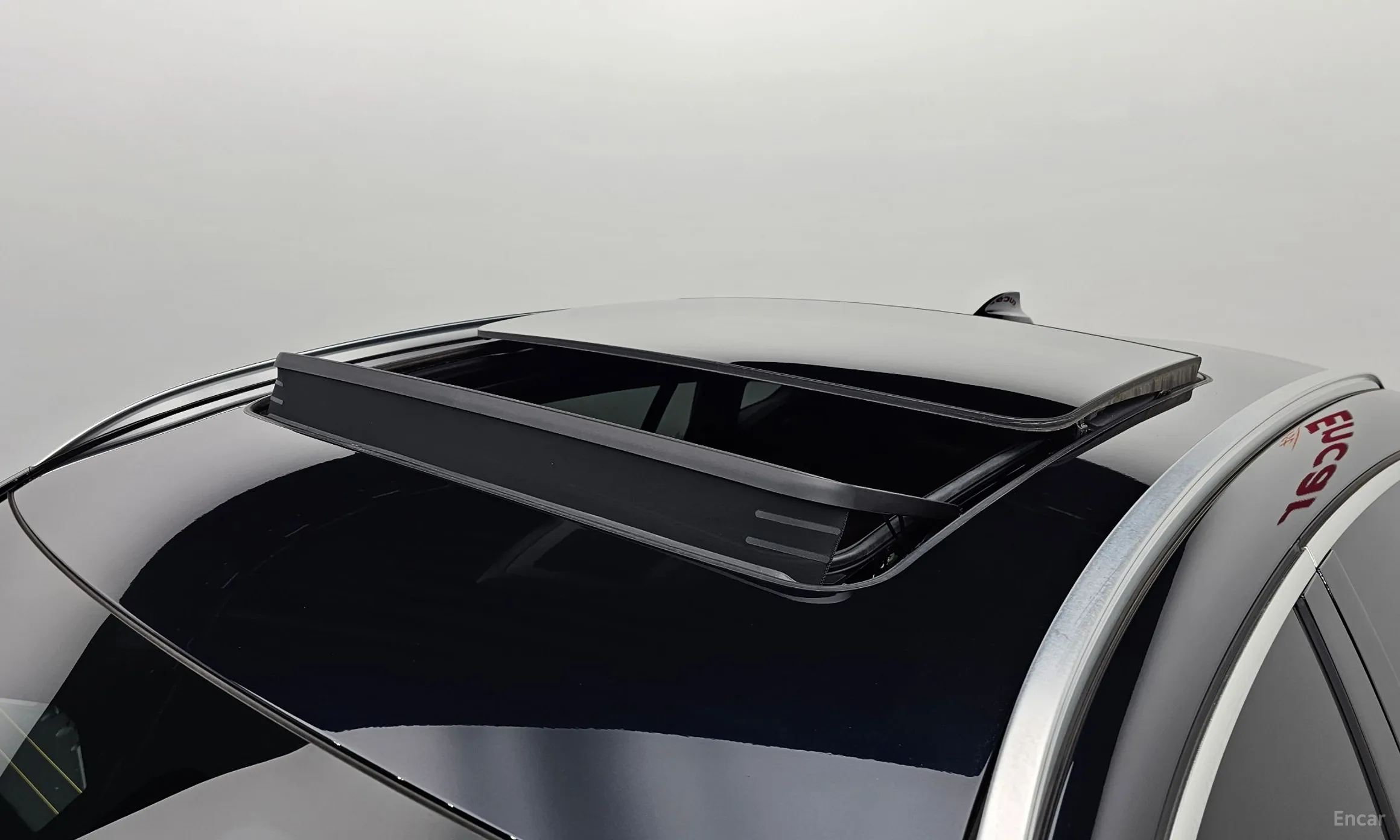 BMW X6 (G06) превью 19