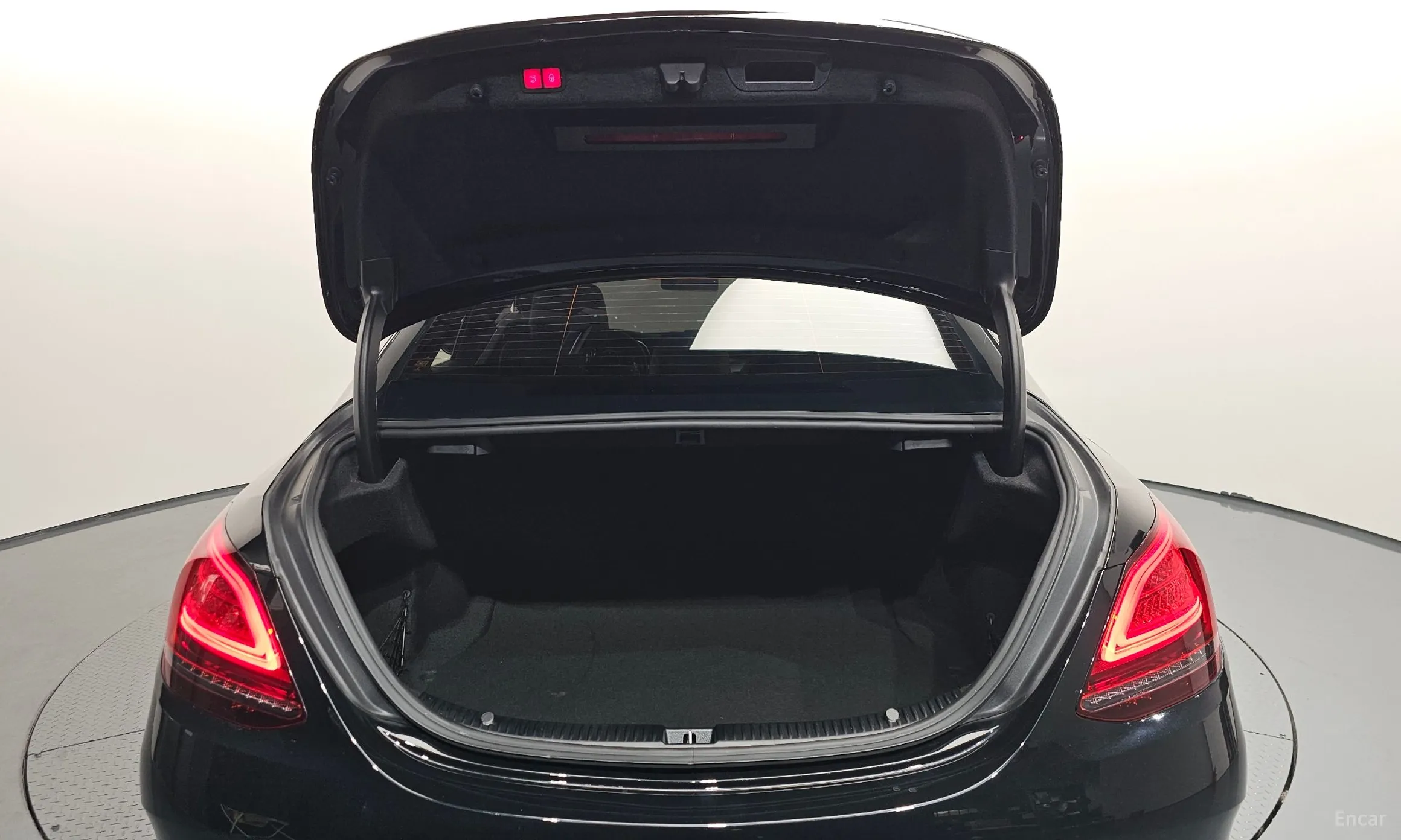 Mercedes Benz C-Class W205 превью 20
