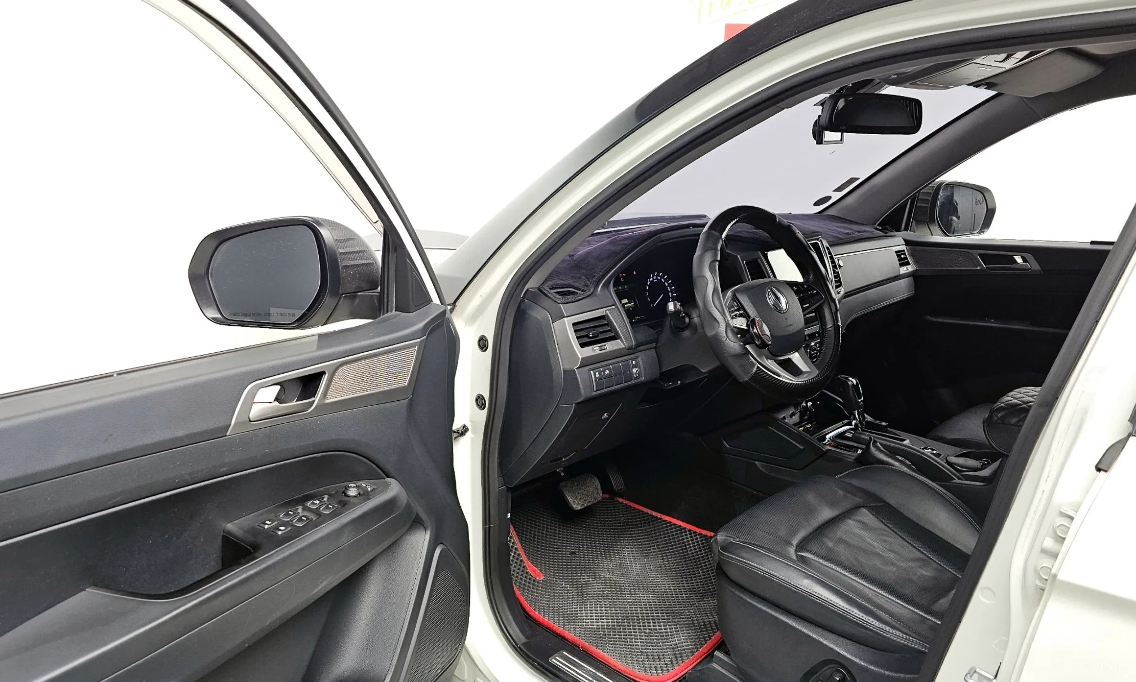 KG Mobility (SsangYong) Rexton Sports превью 10