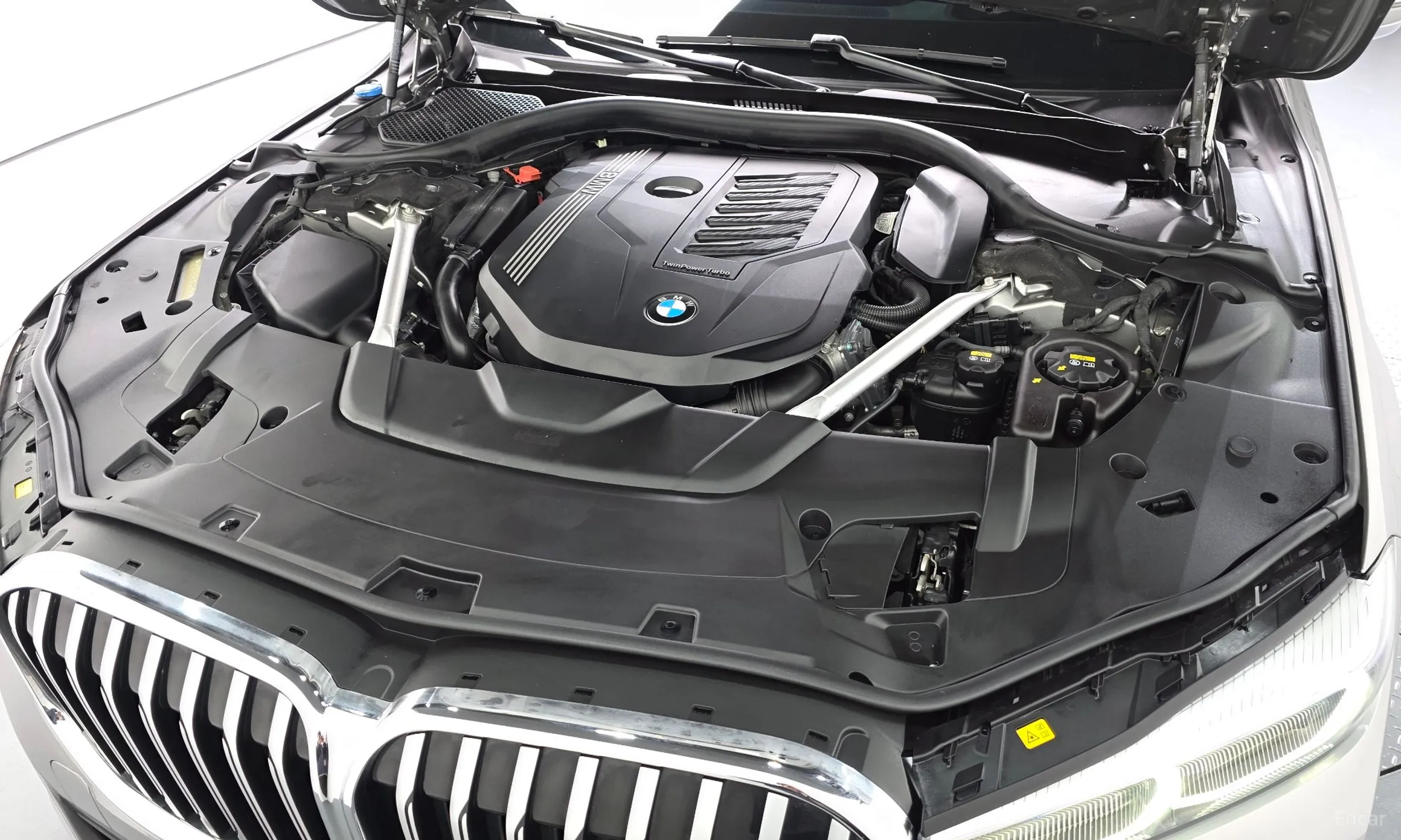 BMW 7 Series (G11) превью 6