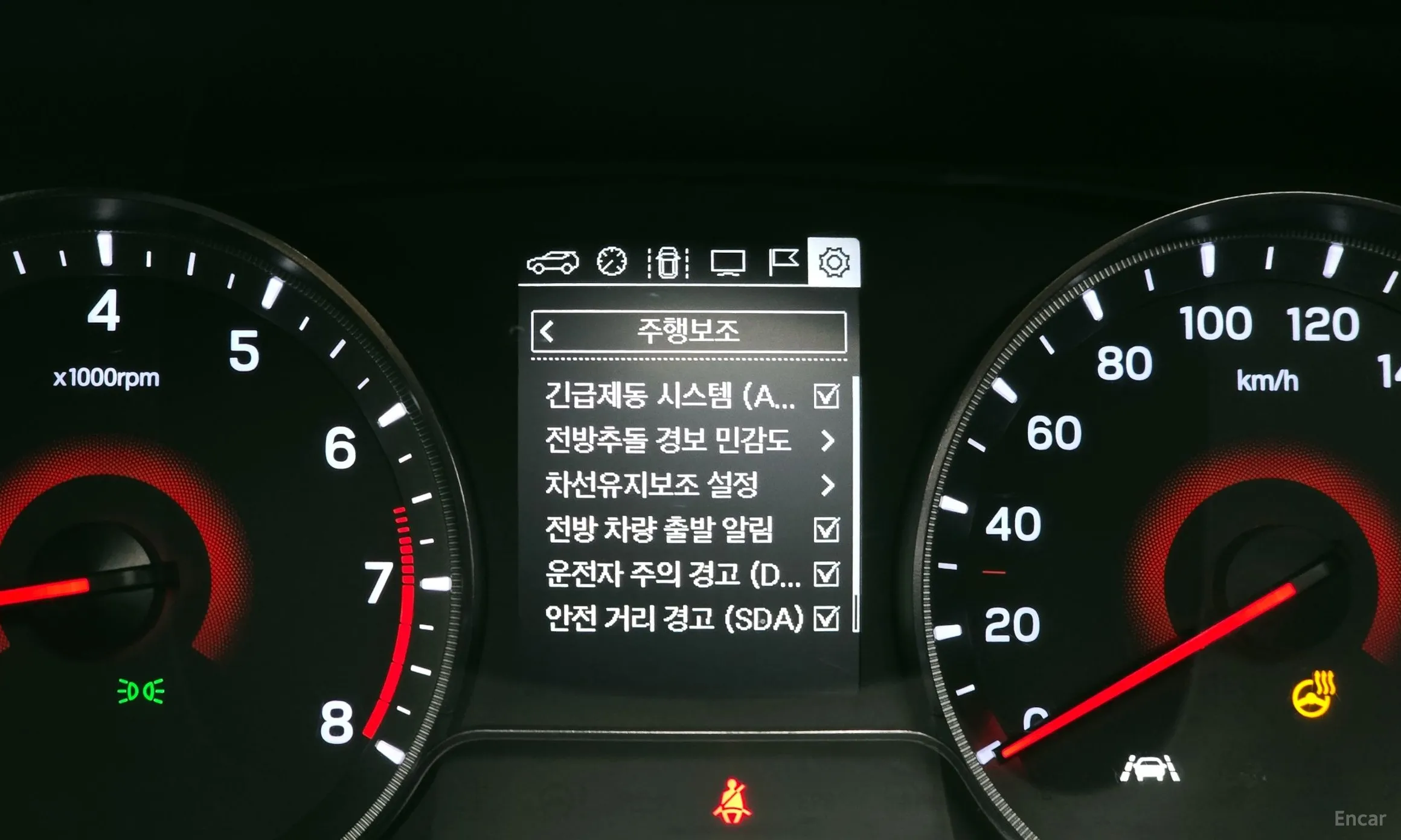 KG Mobility (SsangYong) Berry New Tivoli превью 16
