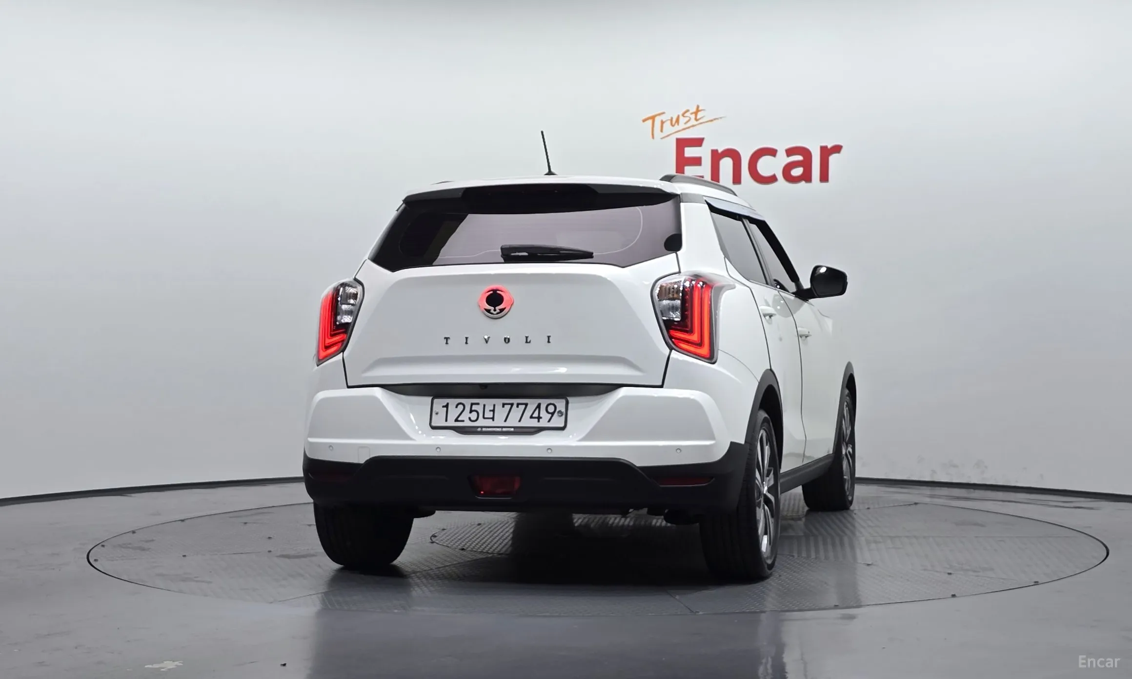 KG Mobility (SsangYong) Berry New Tivoli превью 4