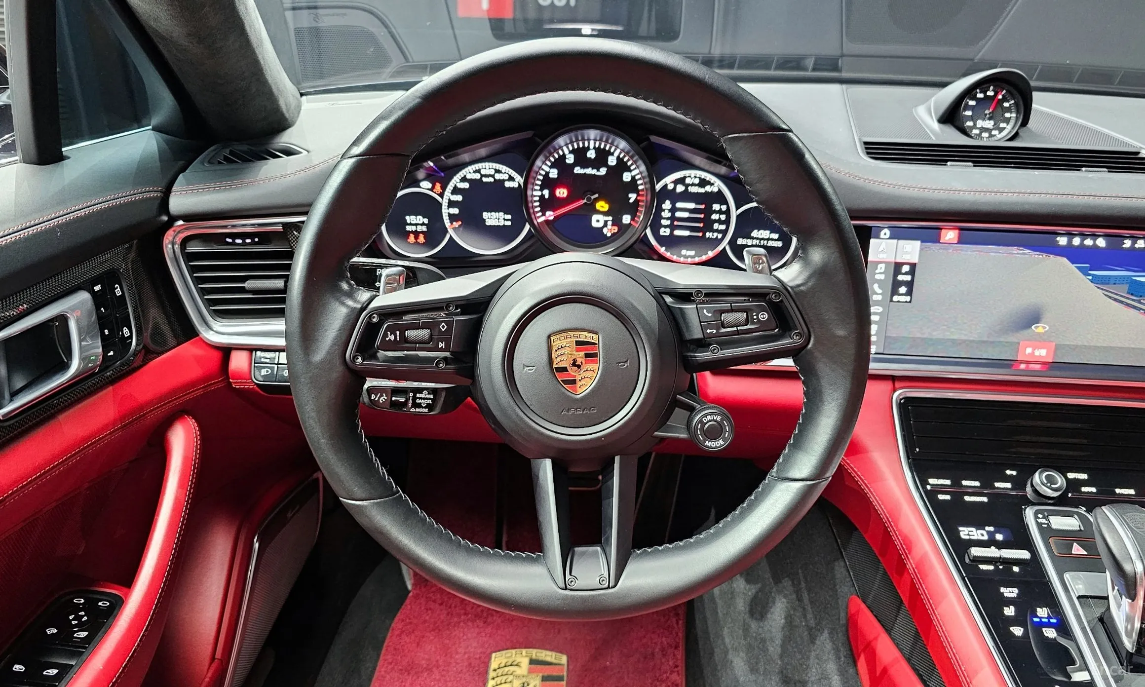 Porsche Panamera (971) превью 13