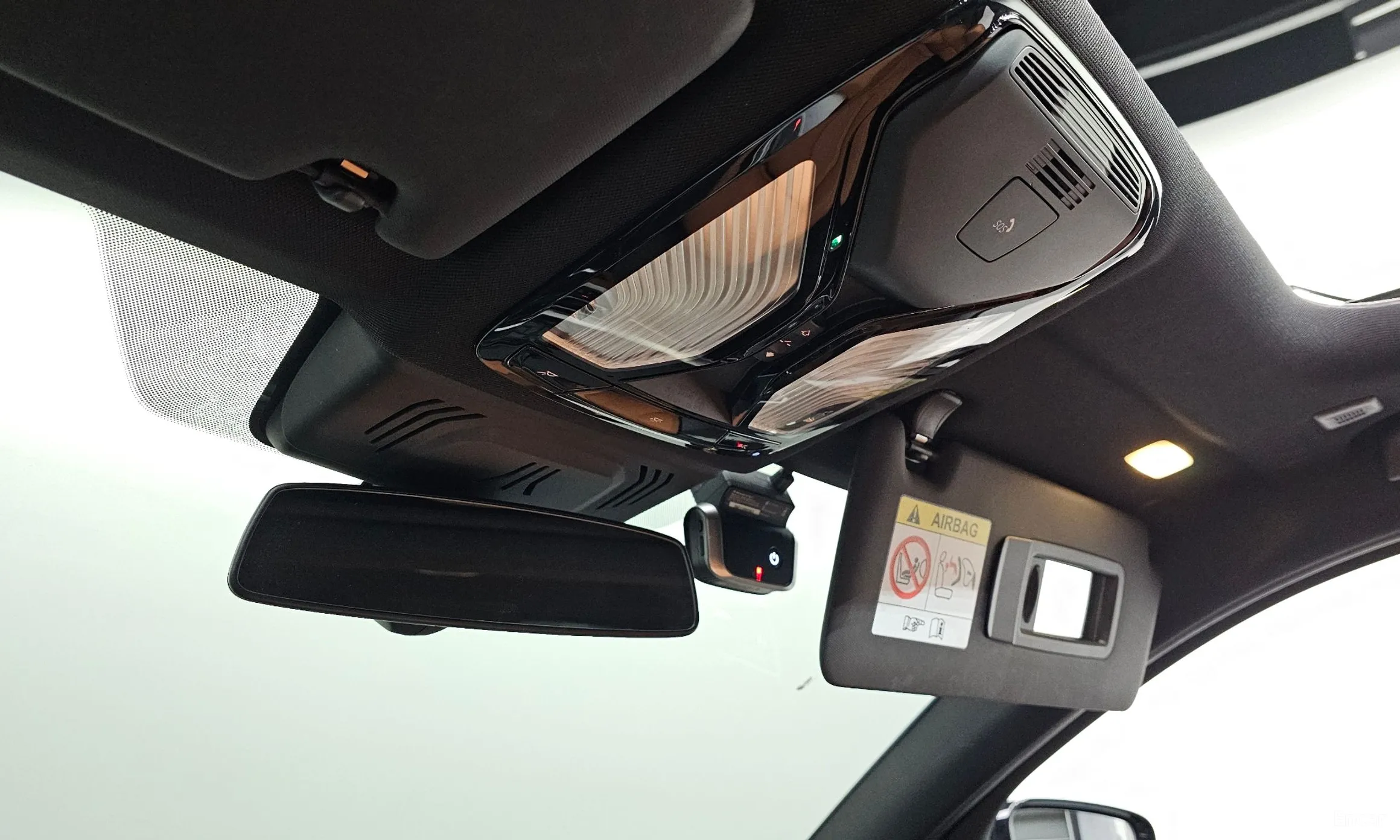 BMW 3 Series (G20) превью 15