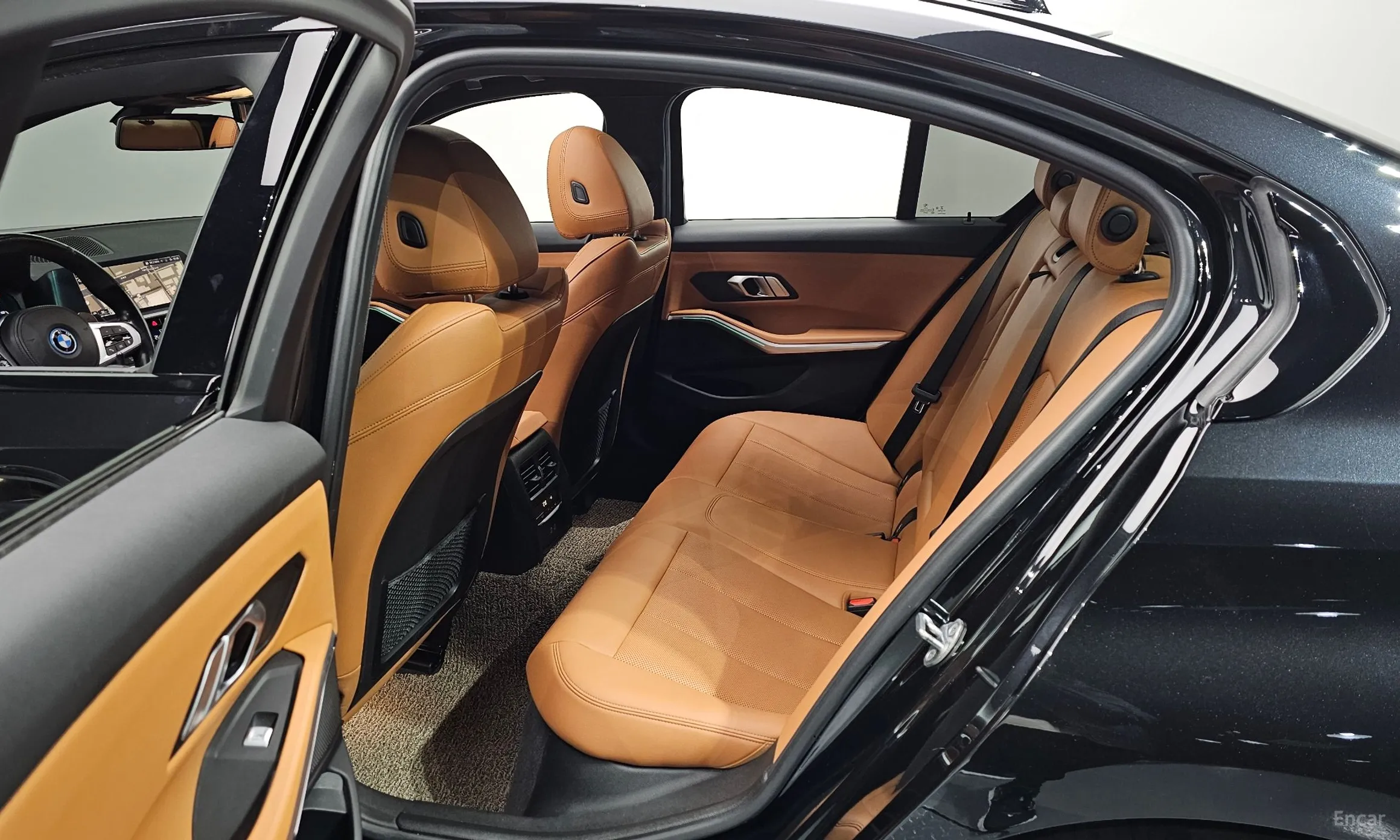 BMW 3 Series (G20) превью 17