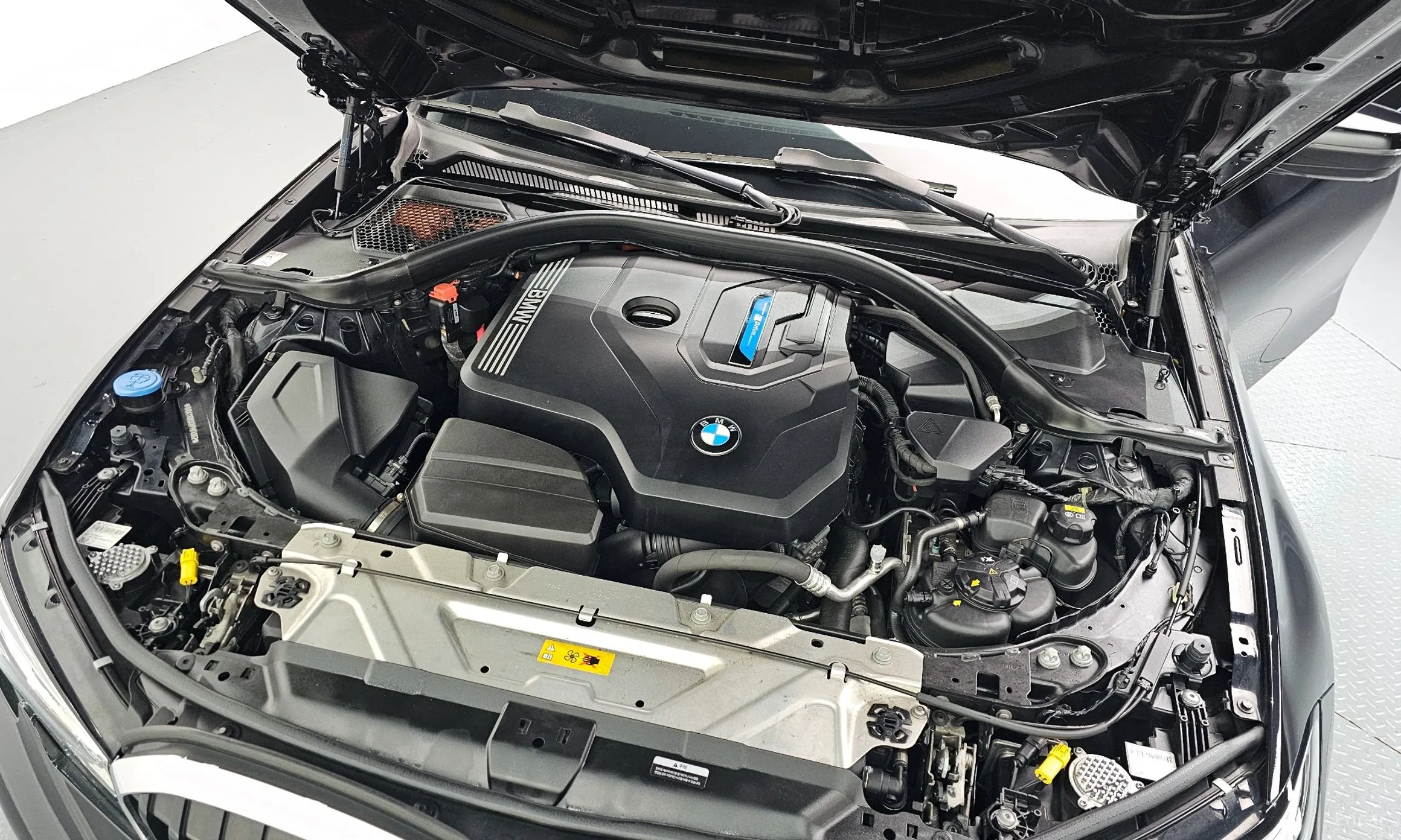 BMW 3 Series (G20) превью 6