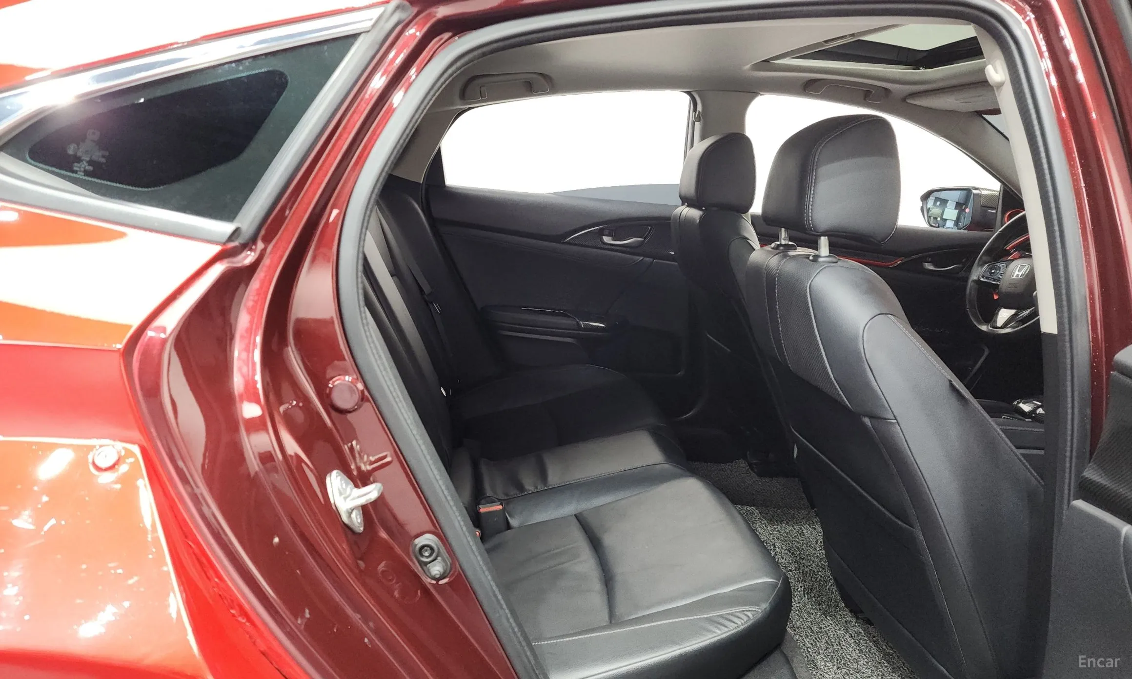 Honda Civic превью 12