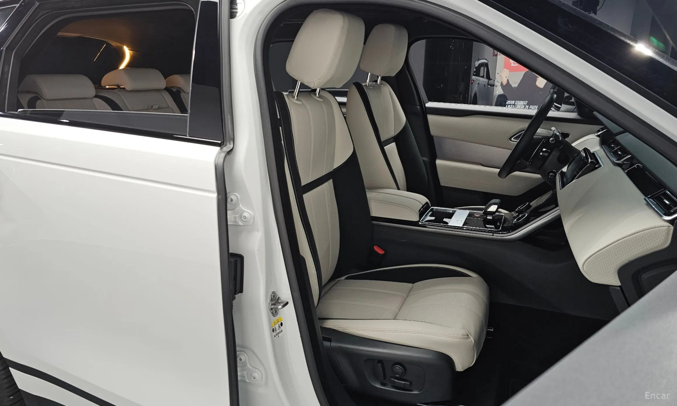 Land Rover Range Rover Bella превью 10