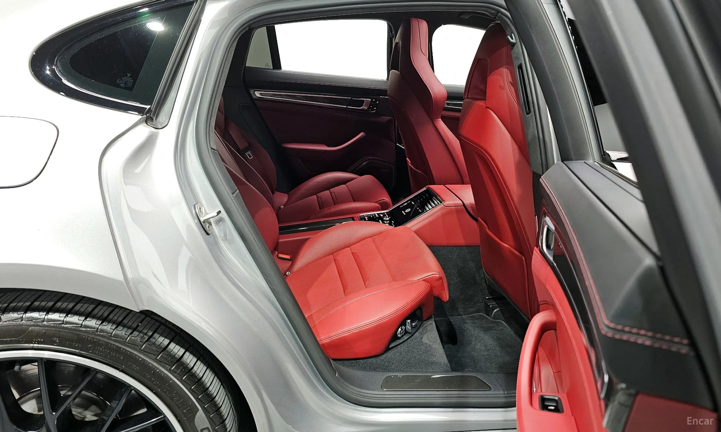 Porsche Panamera (971) превью 12