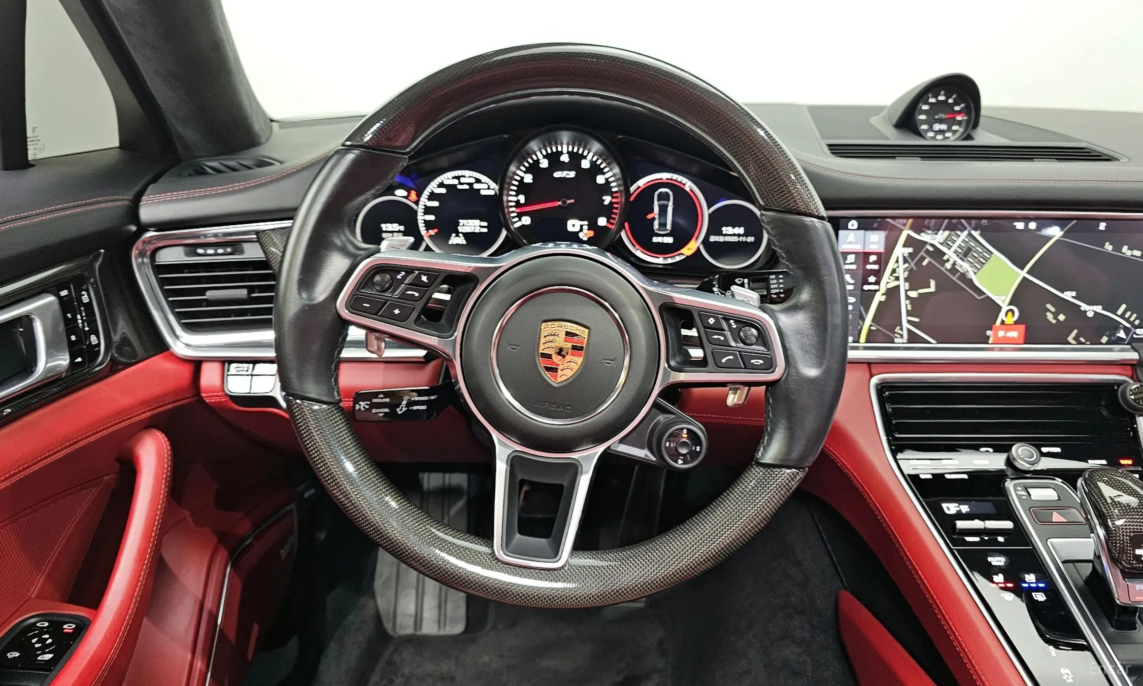 Porsche Panamera (971) превью 13
