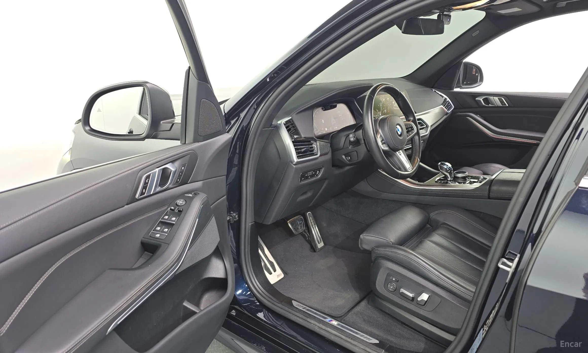 BMW X5 (G05) превью 10