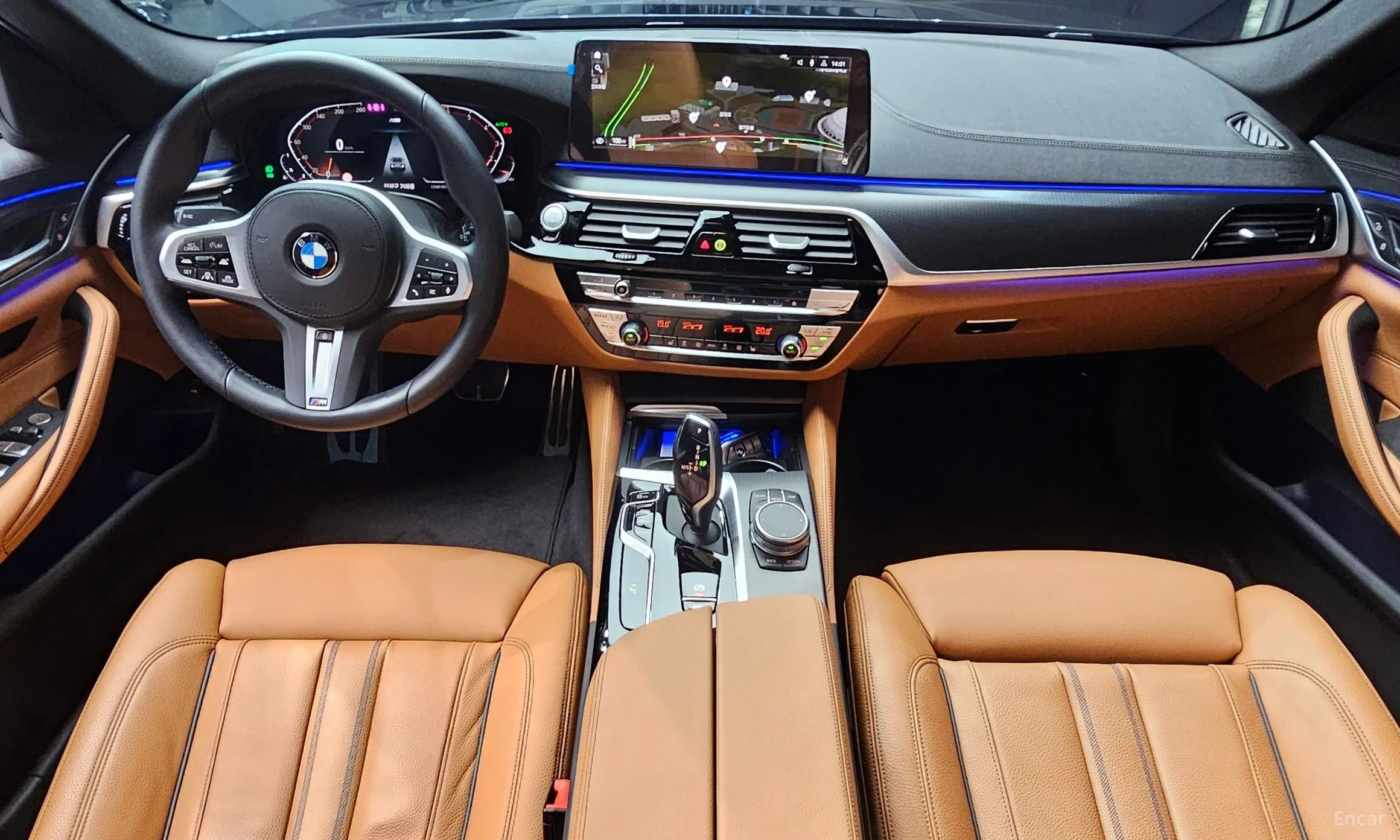BMW 5 Series (G30) превью 7