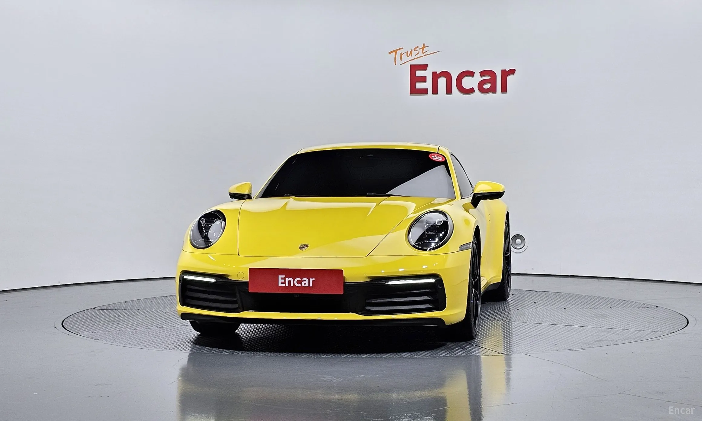 Porsche 911 (992) превью 3