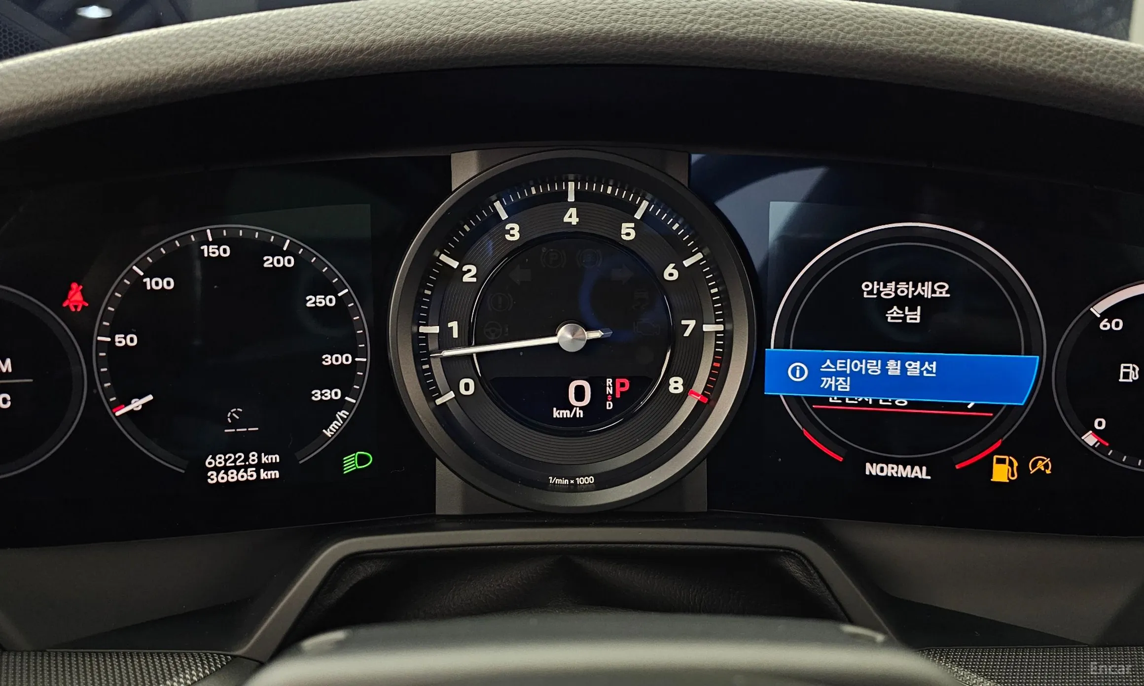 Porsche 911 (992) превью 8