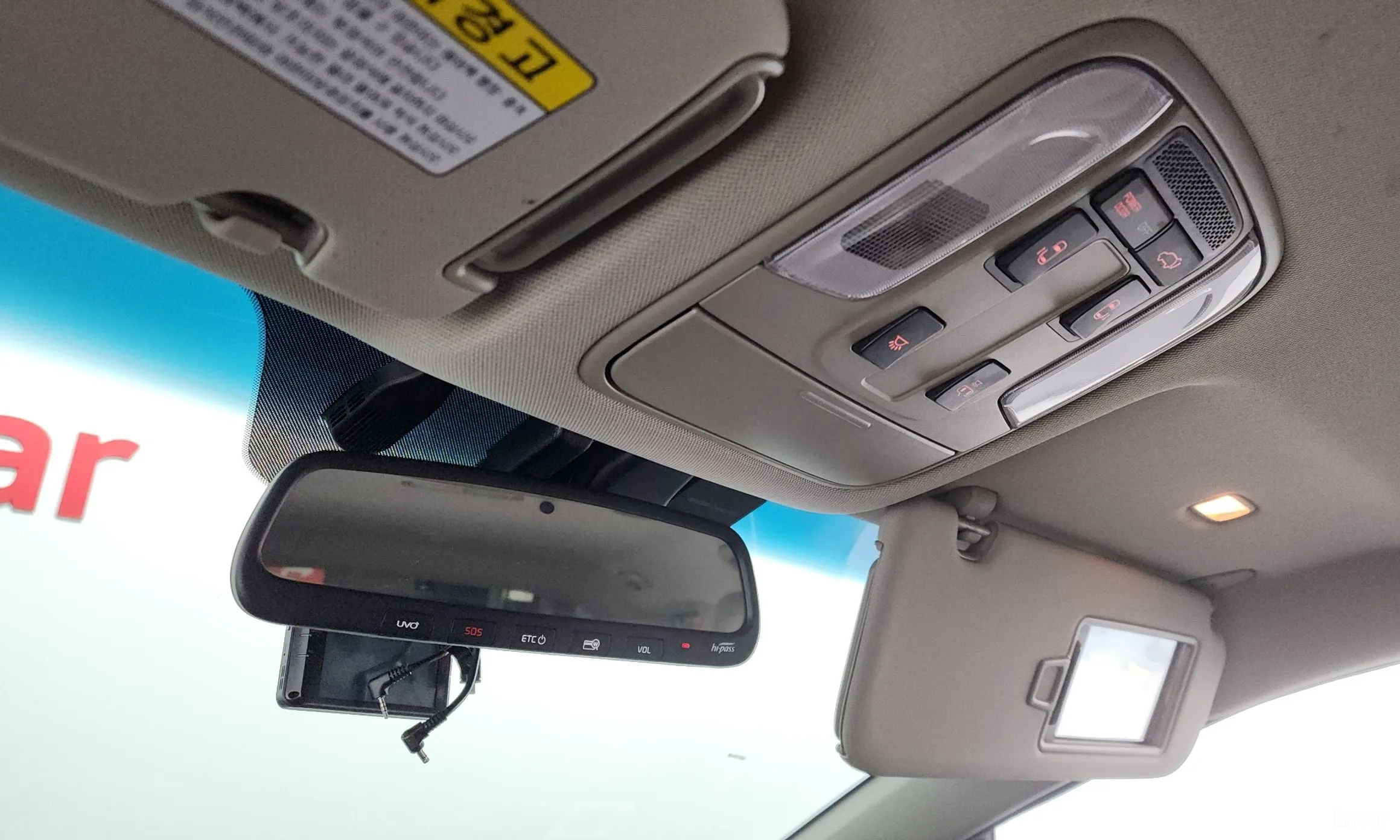 Kia Carnival превью 17