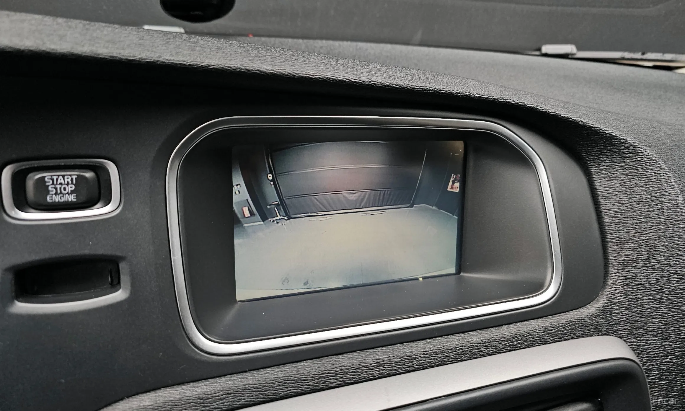 Volvo V40 превью 15