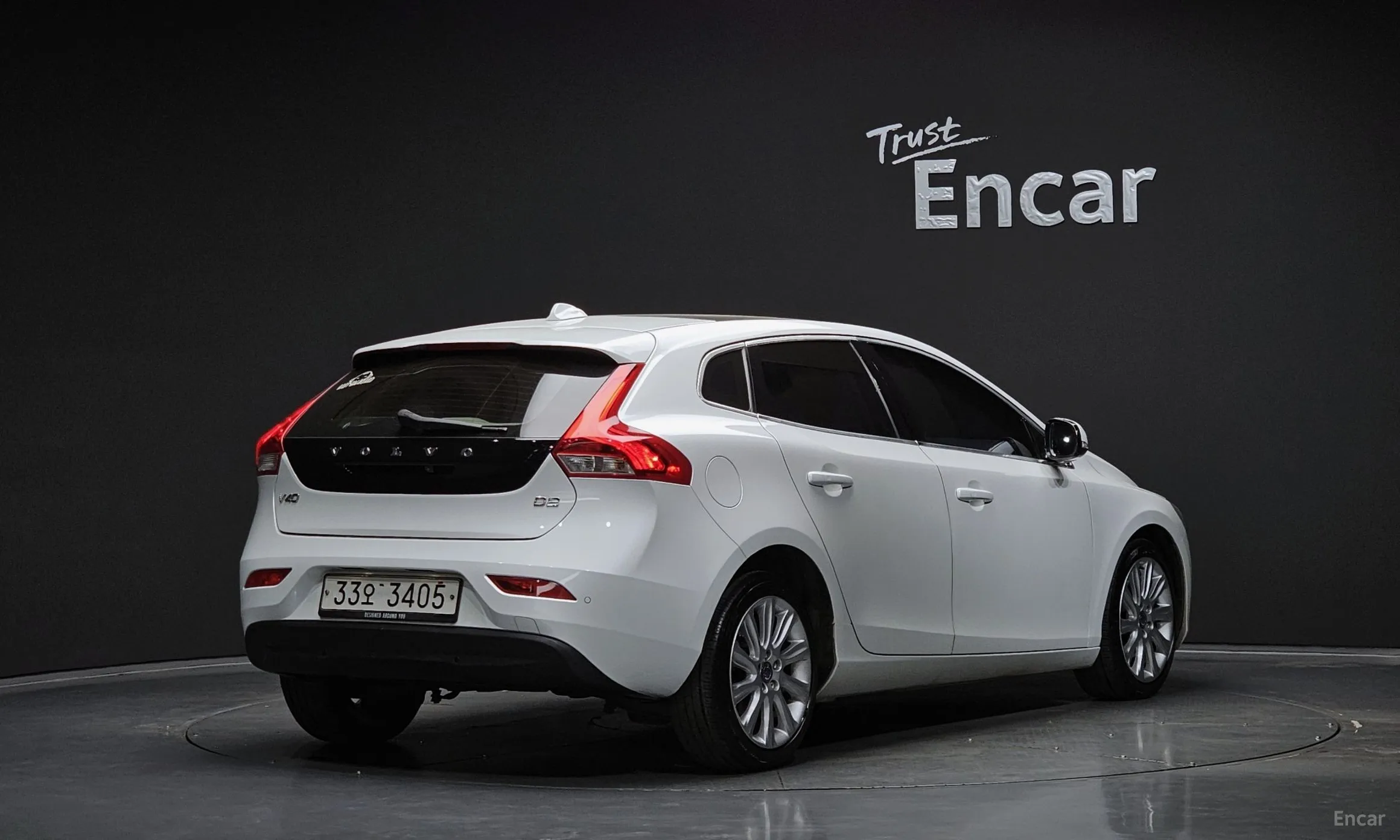 Volvo V40