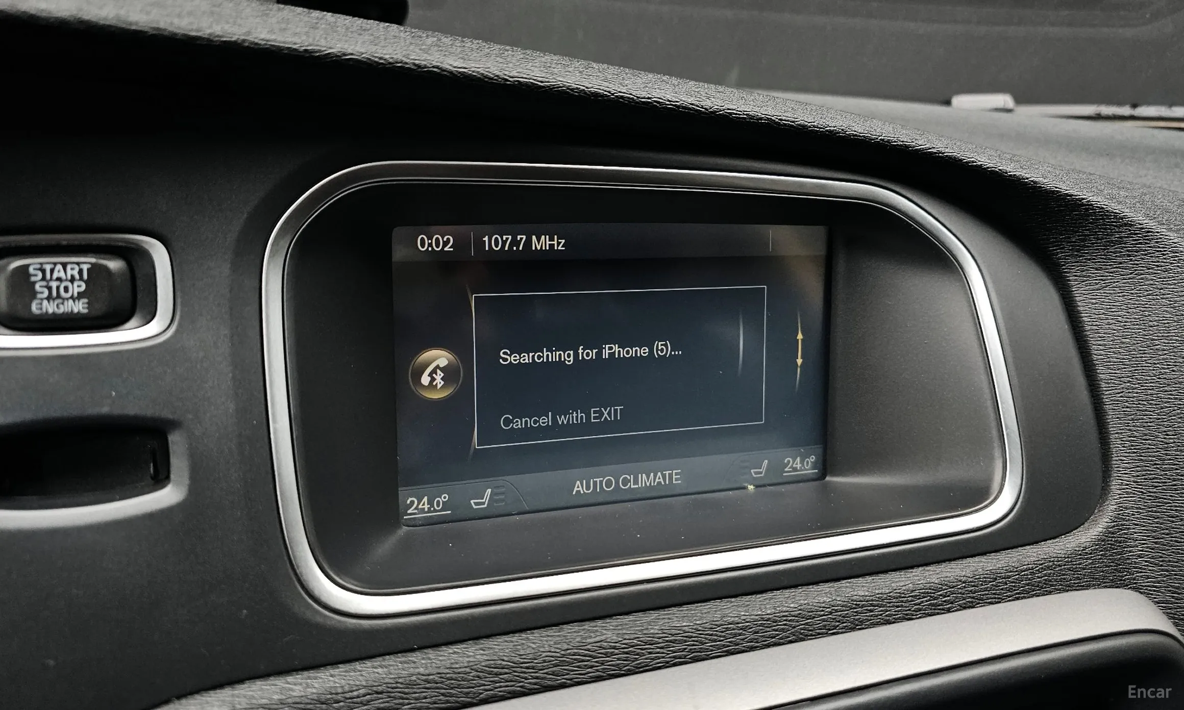 Volvo V40 превью 16