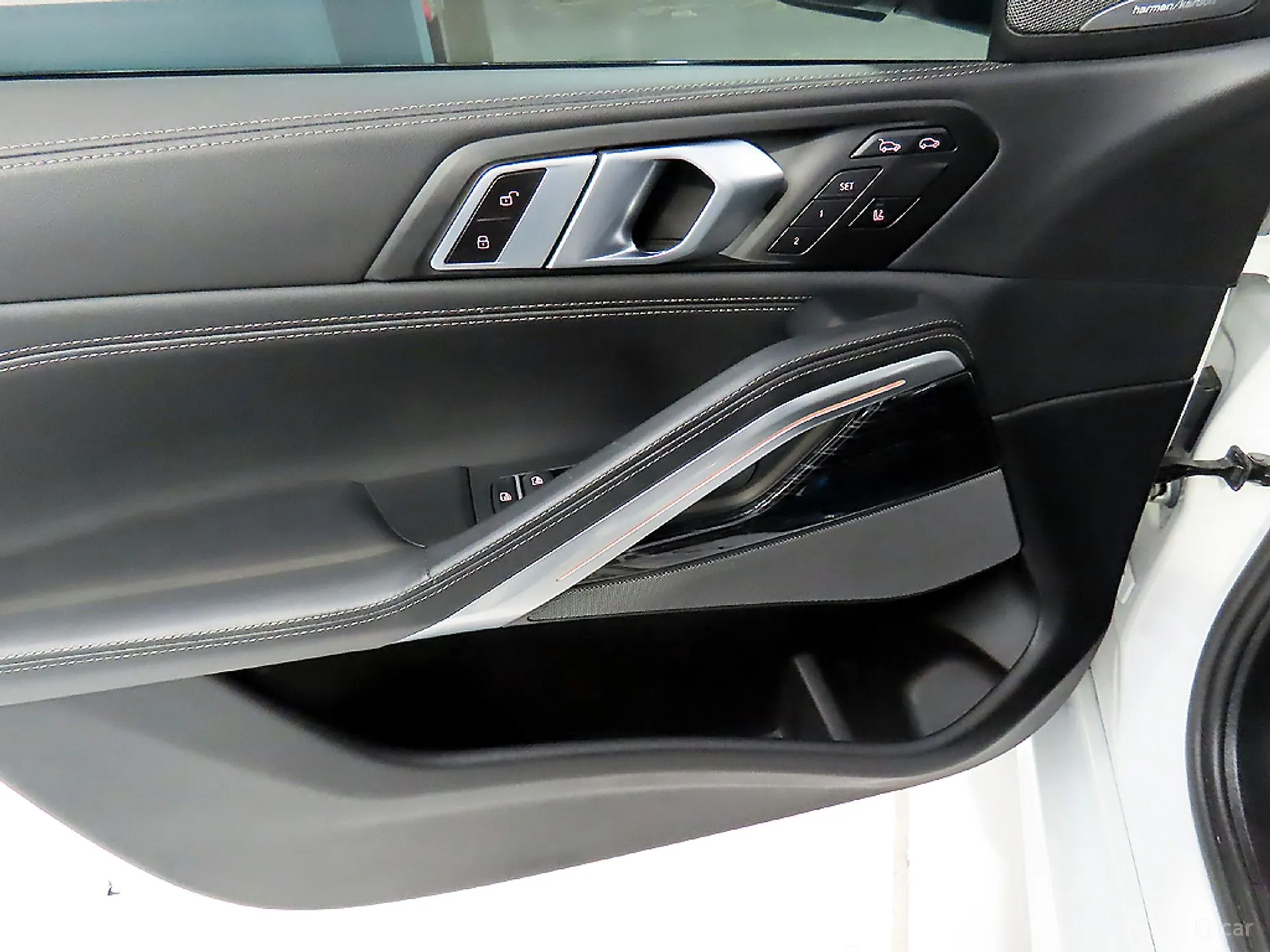 BMW X6 (G06) превью 15
