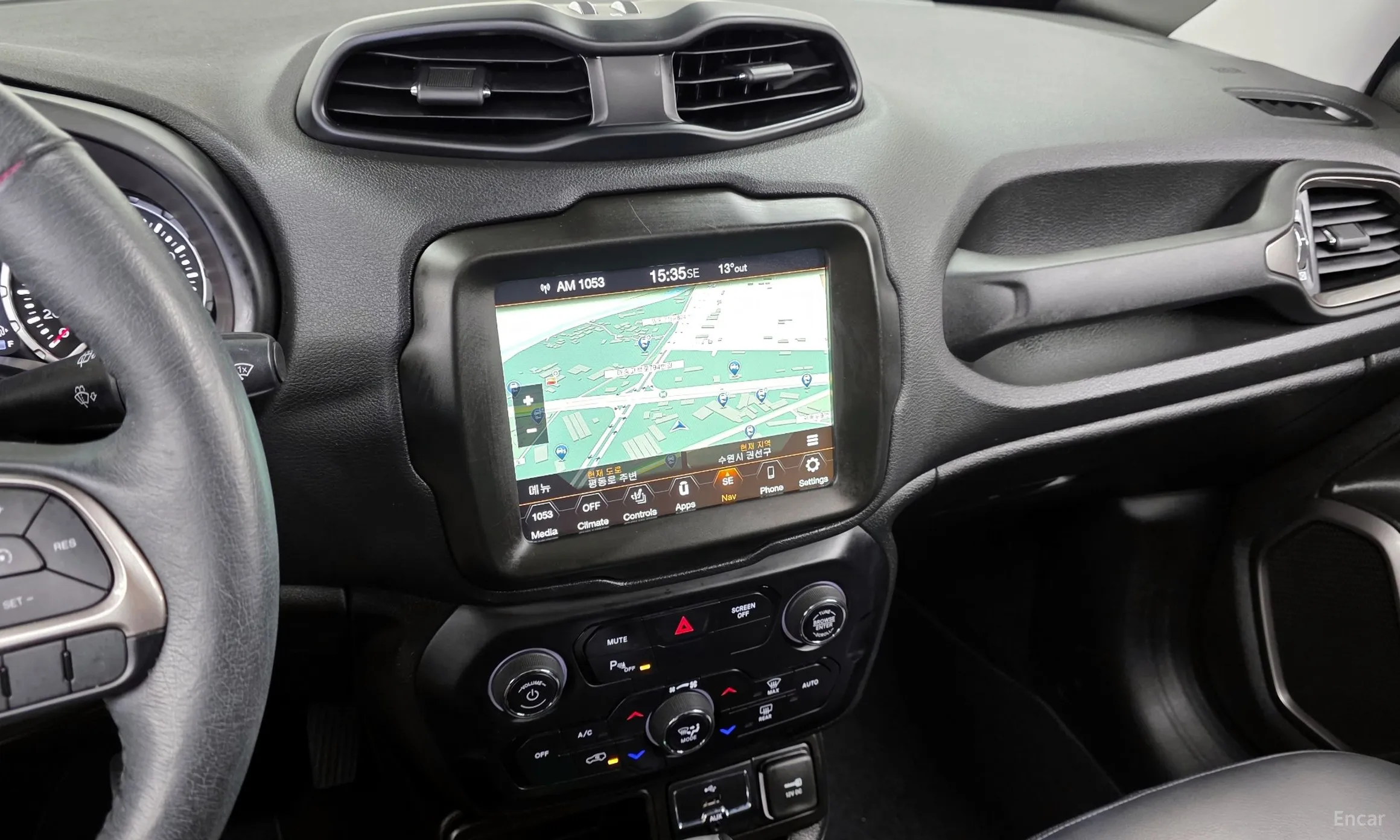 Jeep Renegade превью 14