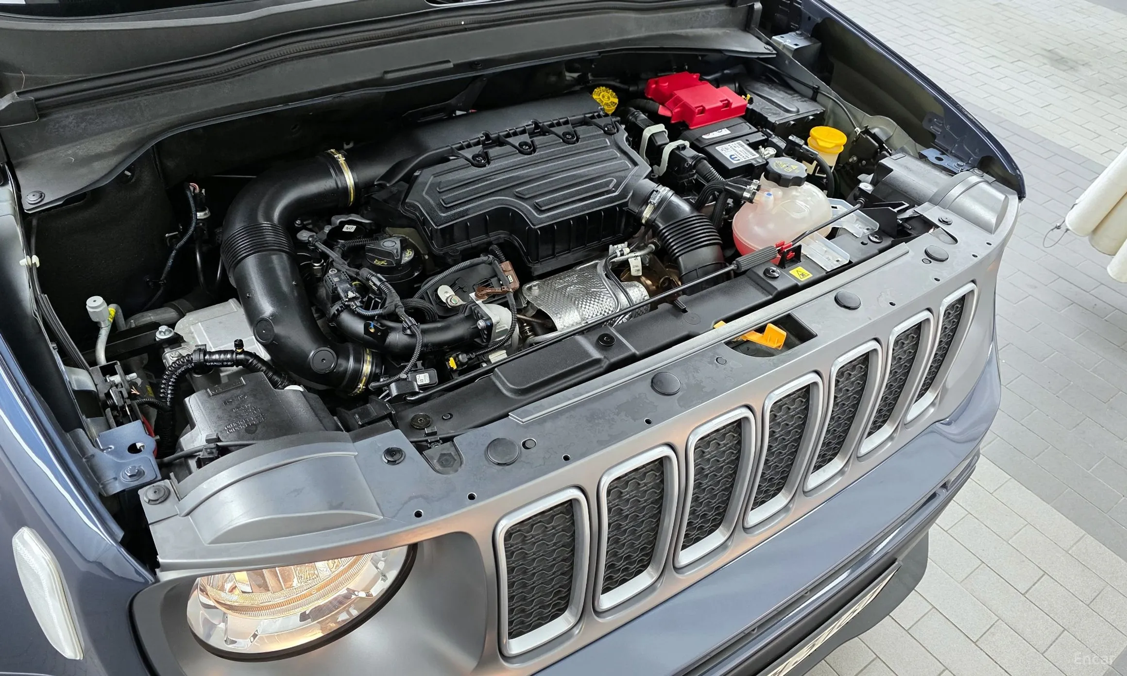 Jeep Renegade превью 6